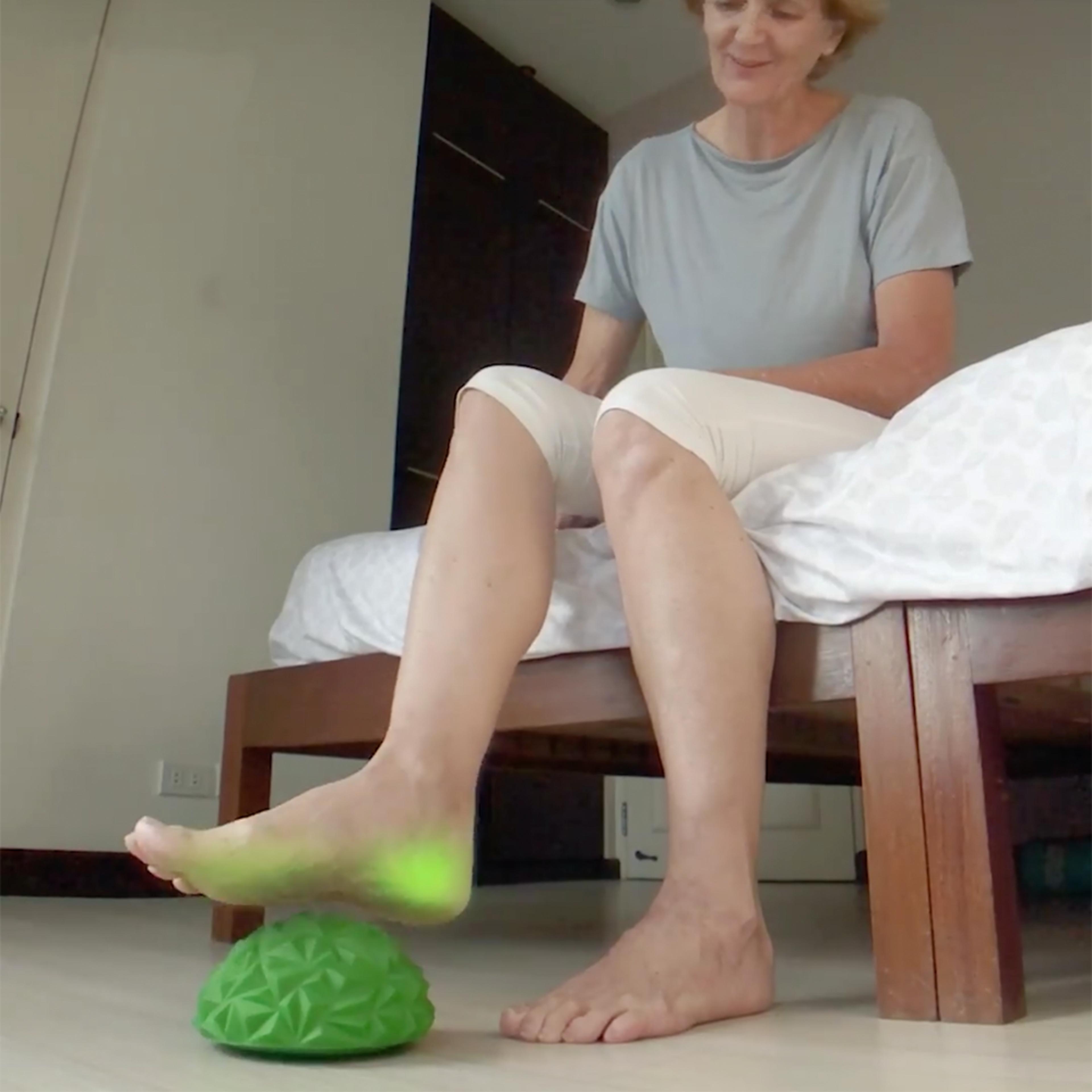 half sphere balance stepping stone for core training kids and adults