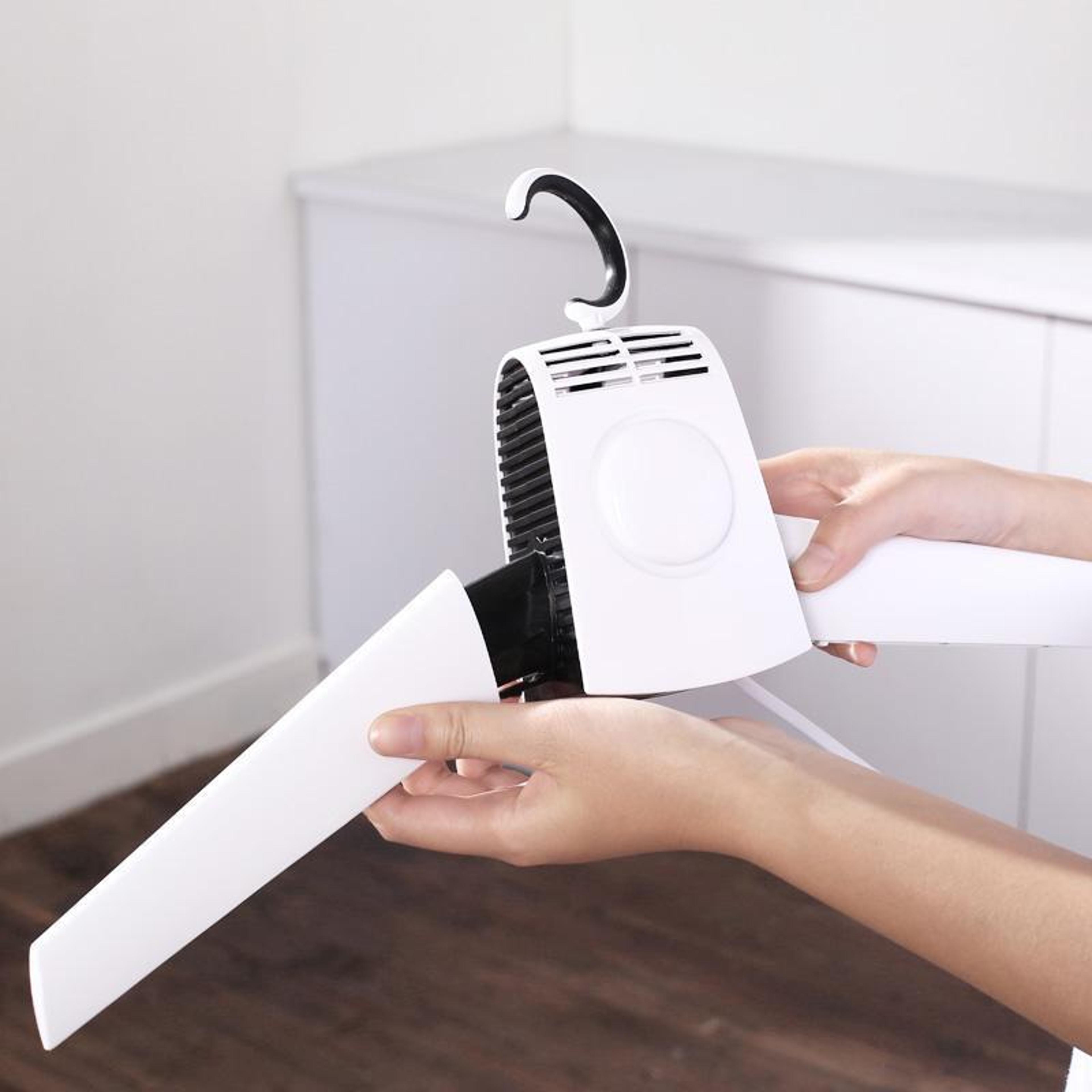 Portable Electric Clothing Dryer Hanger 2
