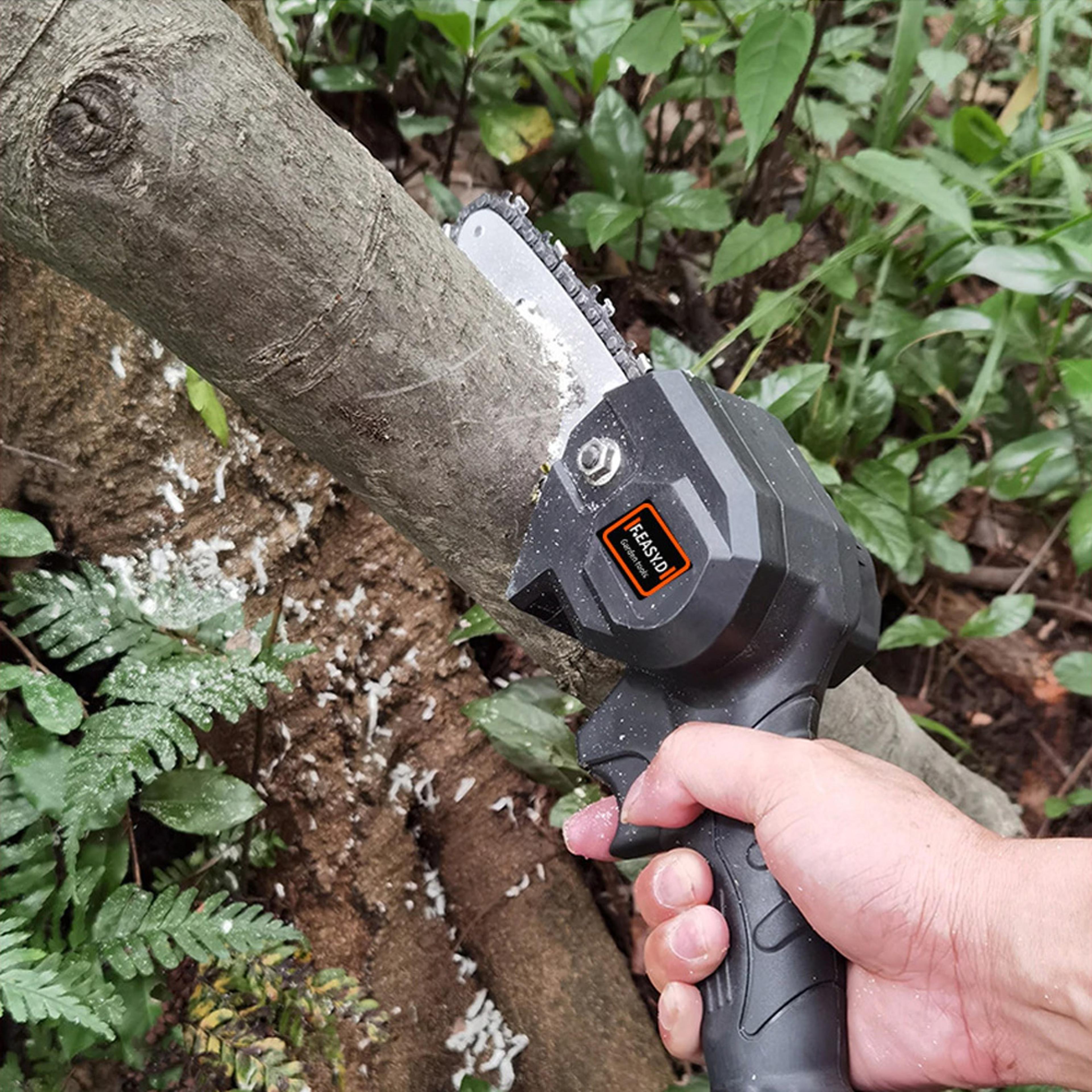 Rechargeable Handheld Mini Battery Powered Chainsaw 1
