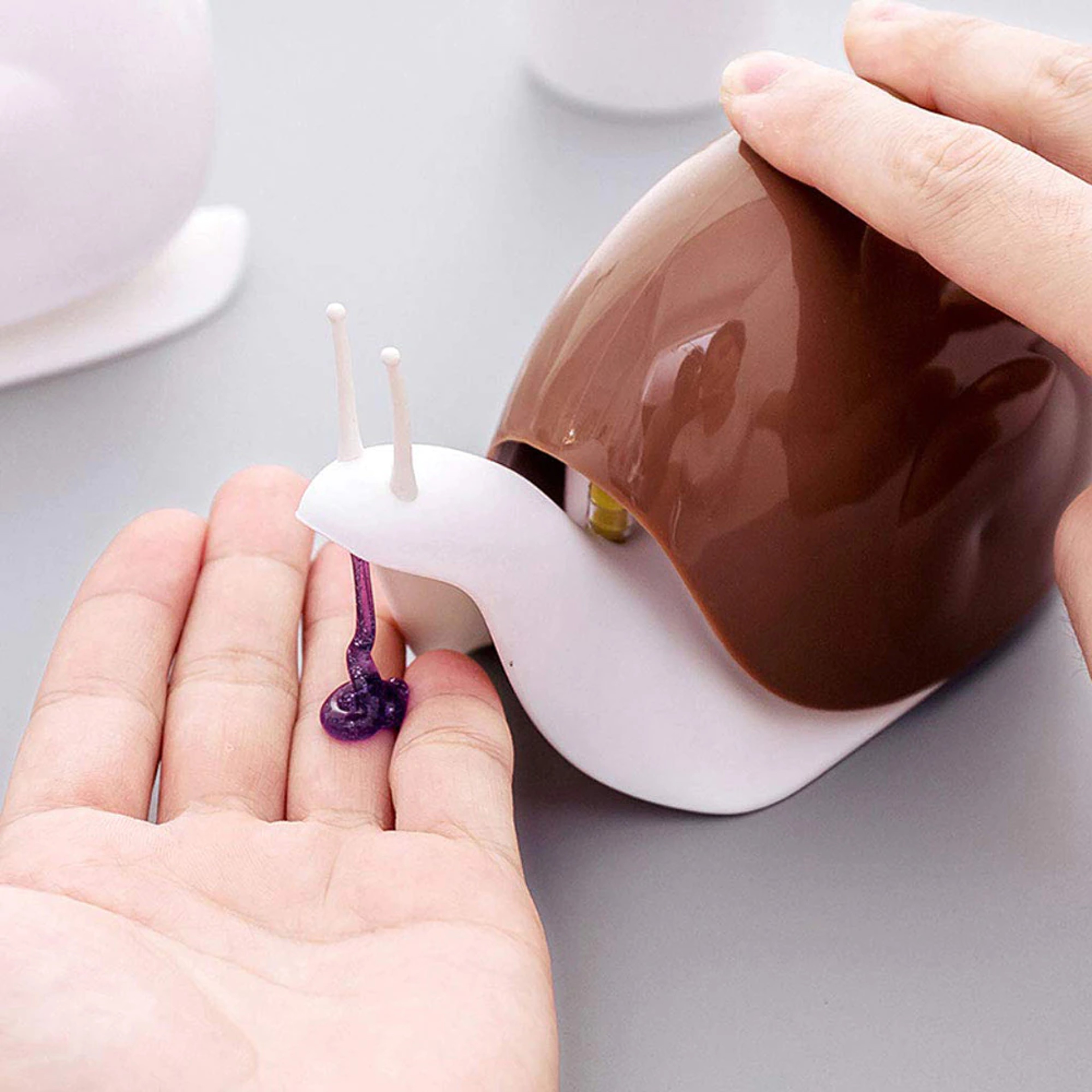 Cute Snail Hand Soap Dispenser 5