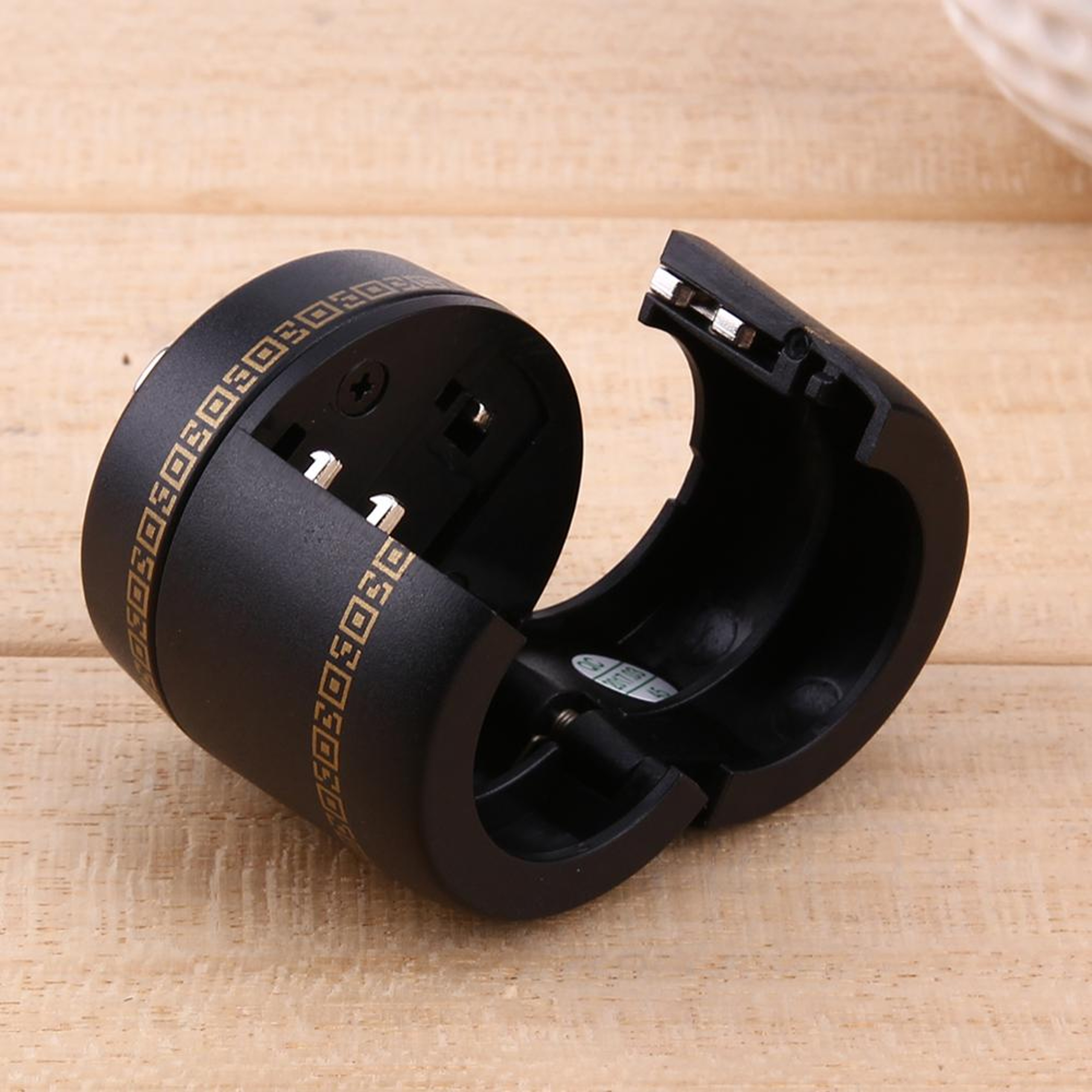 3-Digit Liquor Bottle Lock 1