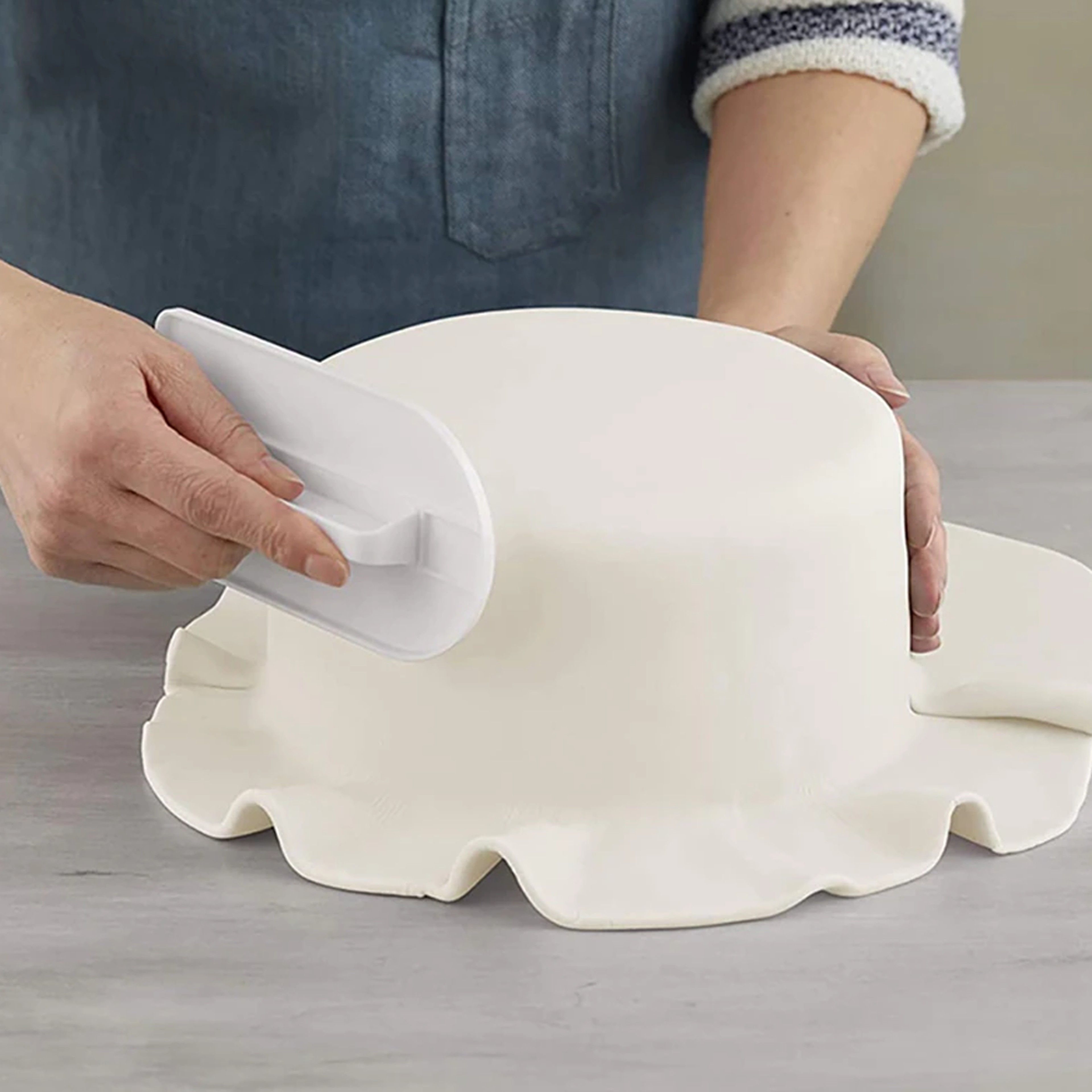 Cake Icing Smoother Tool1