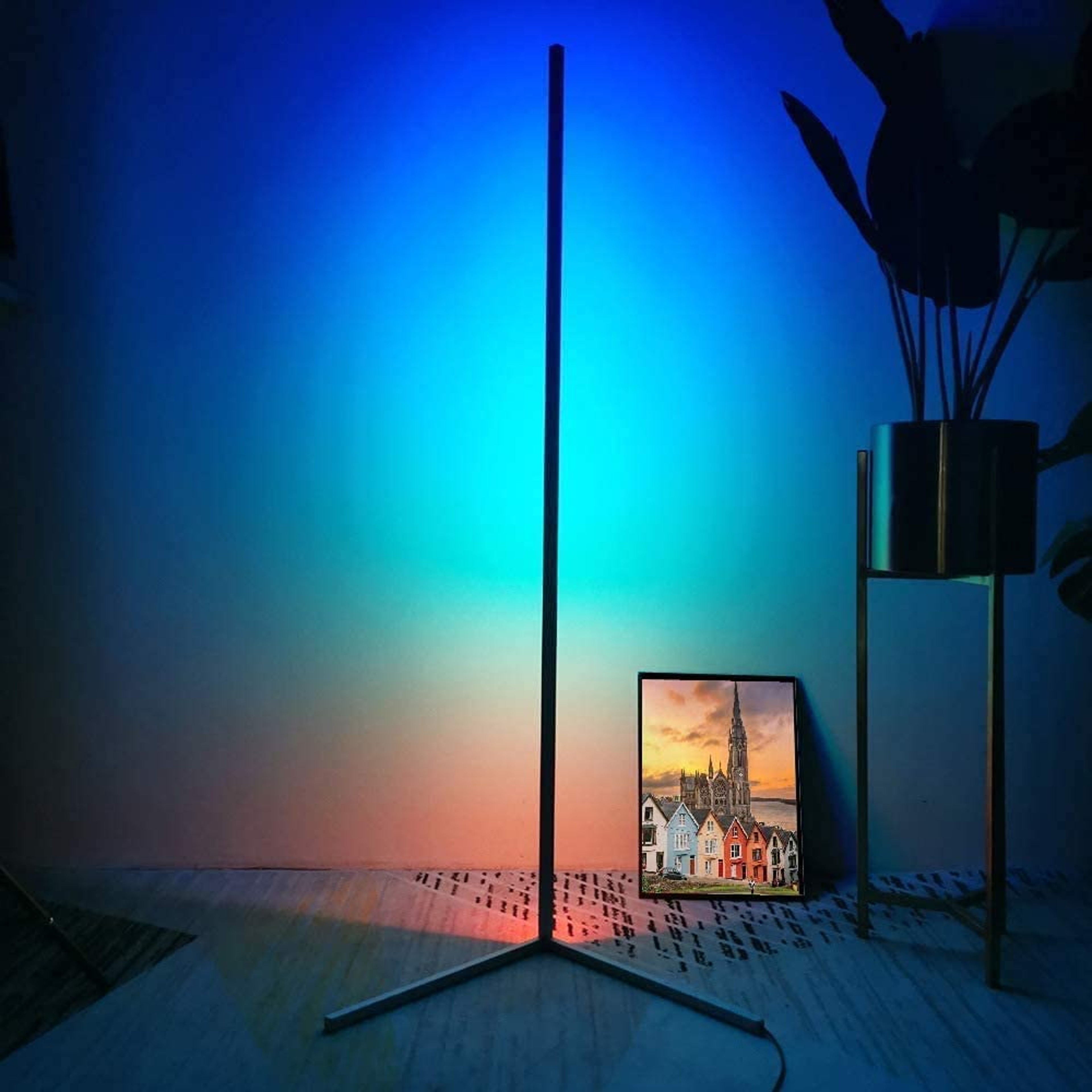 Color-Changing LED RGB Floor Lamp With Wireless Control 3