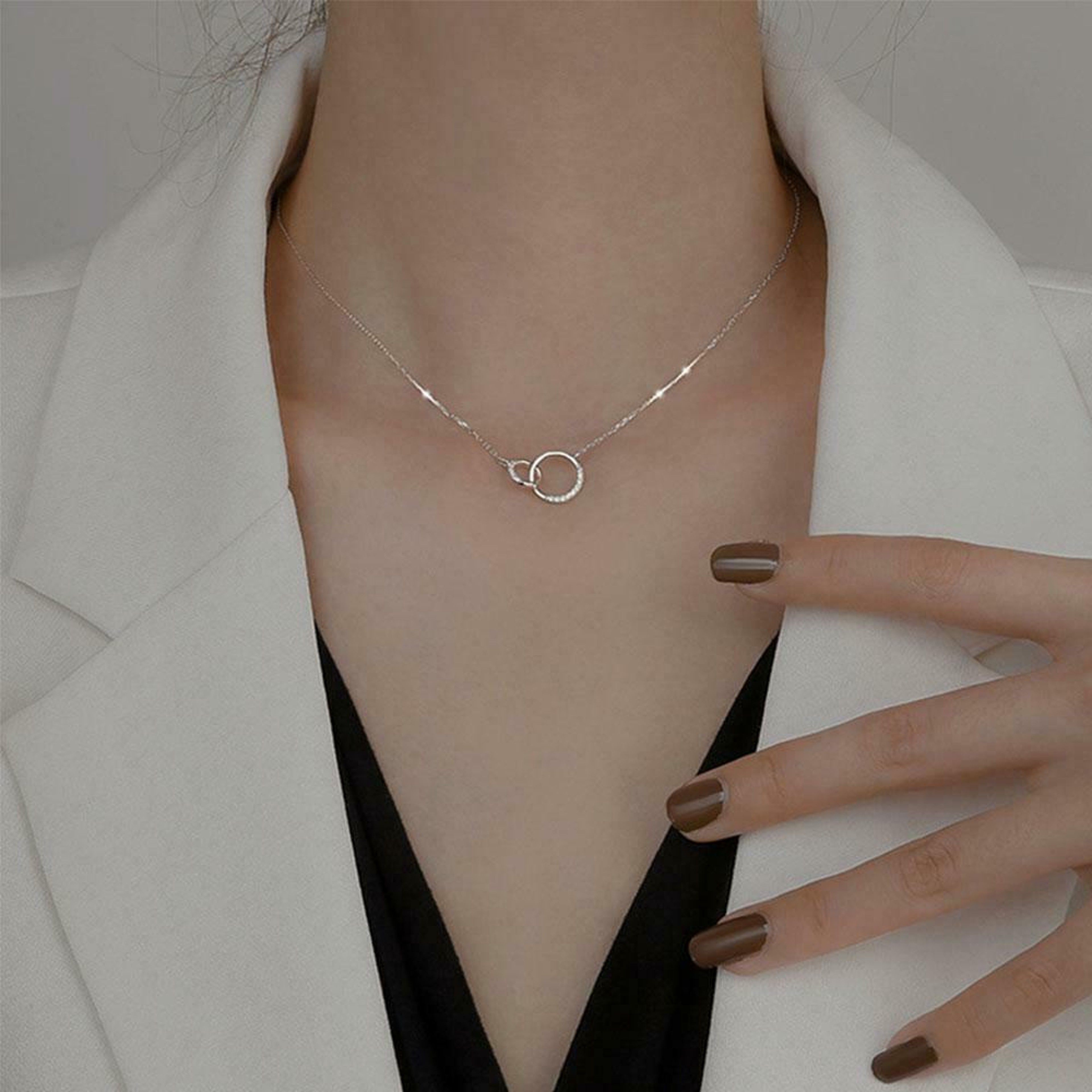 hoopnecklacesilver