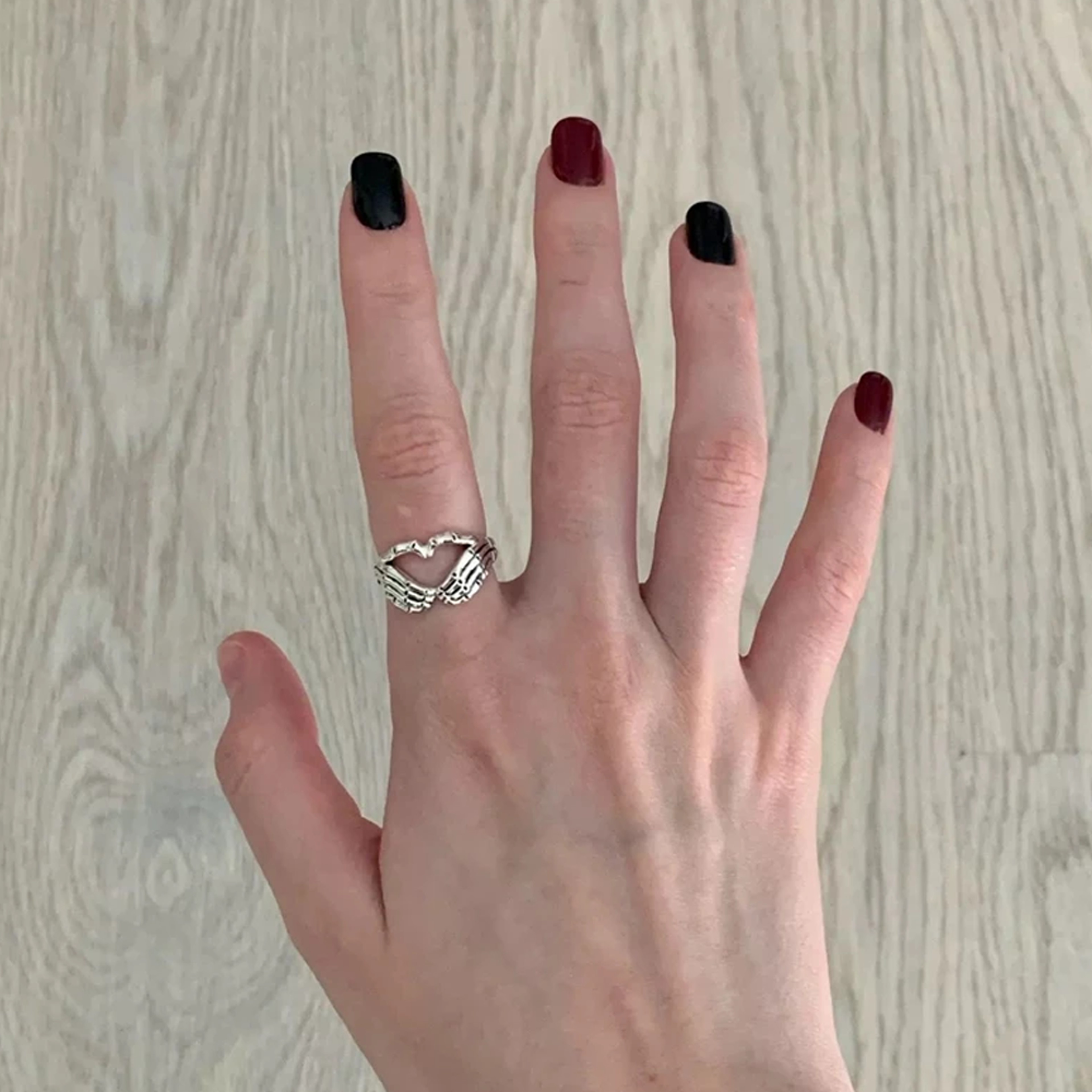 silverskullhandheartring6