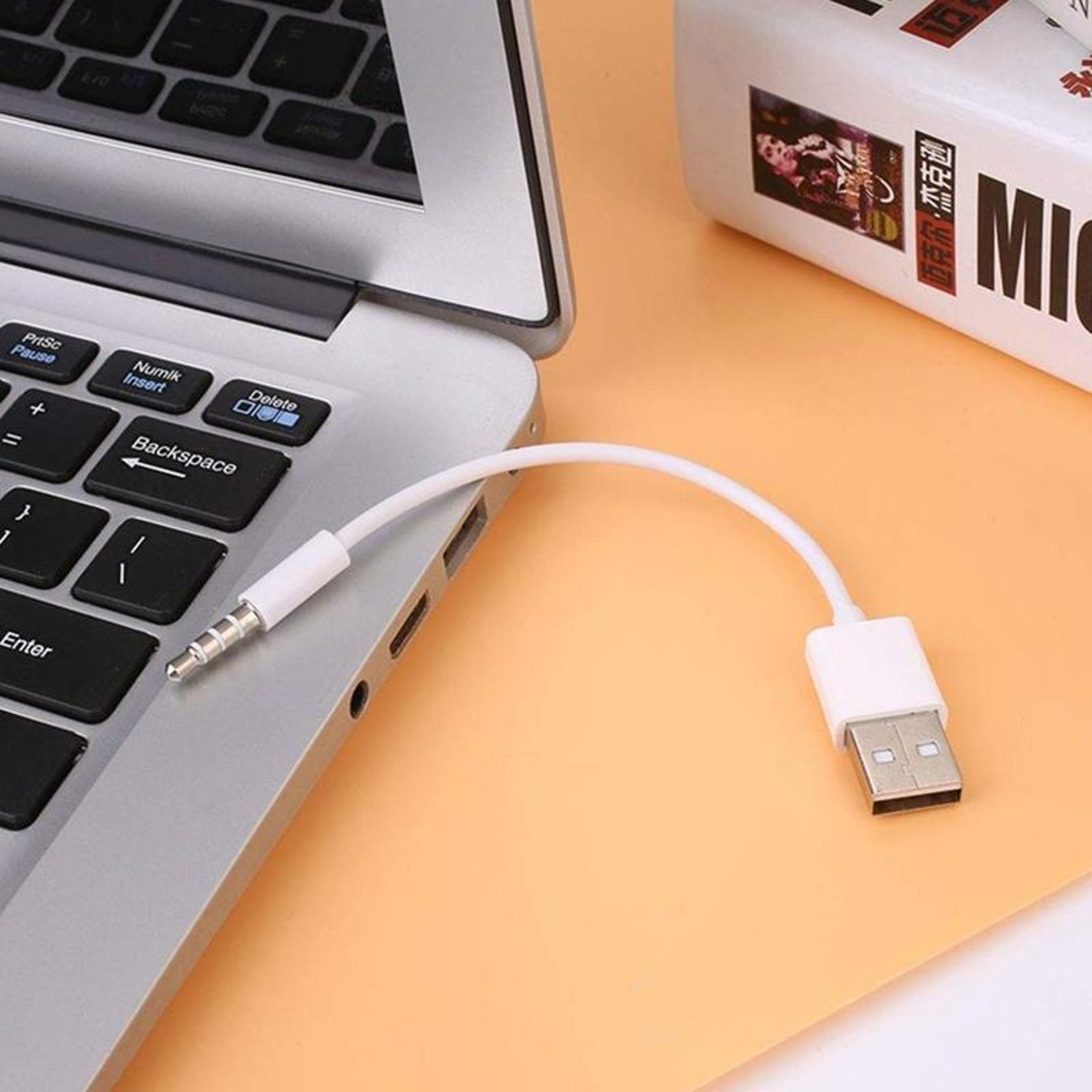 JW-SM1 USB to 3.5mm iPod Shuffle Sync, Charge & Data Cable (1st–6th Gen Compatible) – view 6