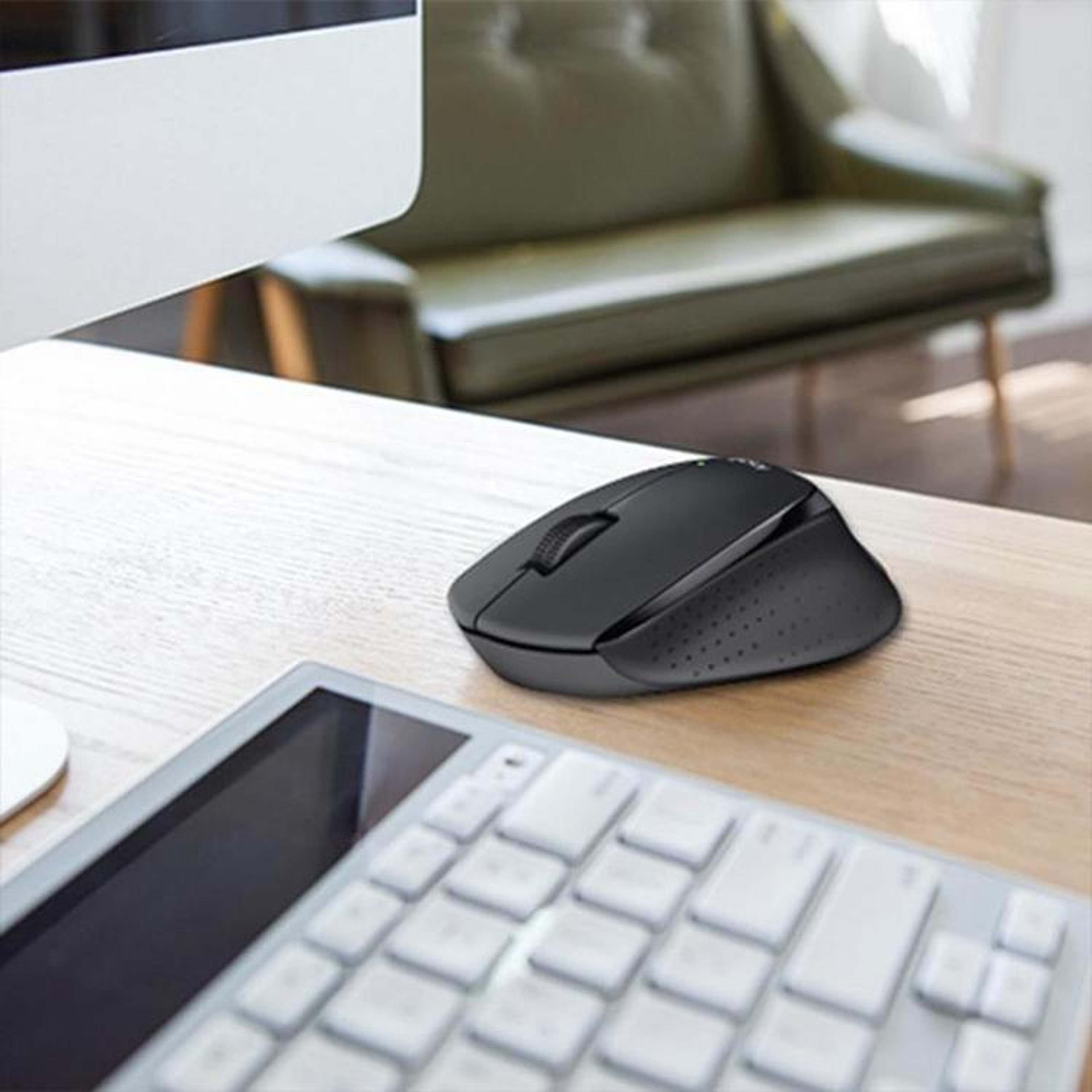 Logitech M280 Wireless Mouse Ergonomic 2.4GHz Optical Mouse with 18 Month Battery Life – view 4