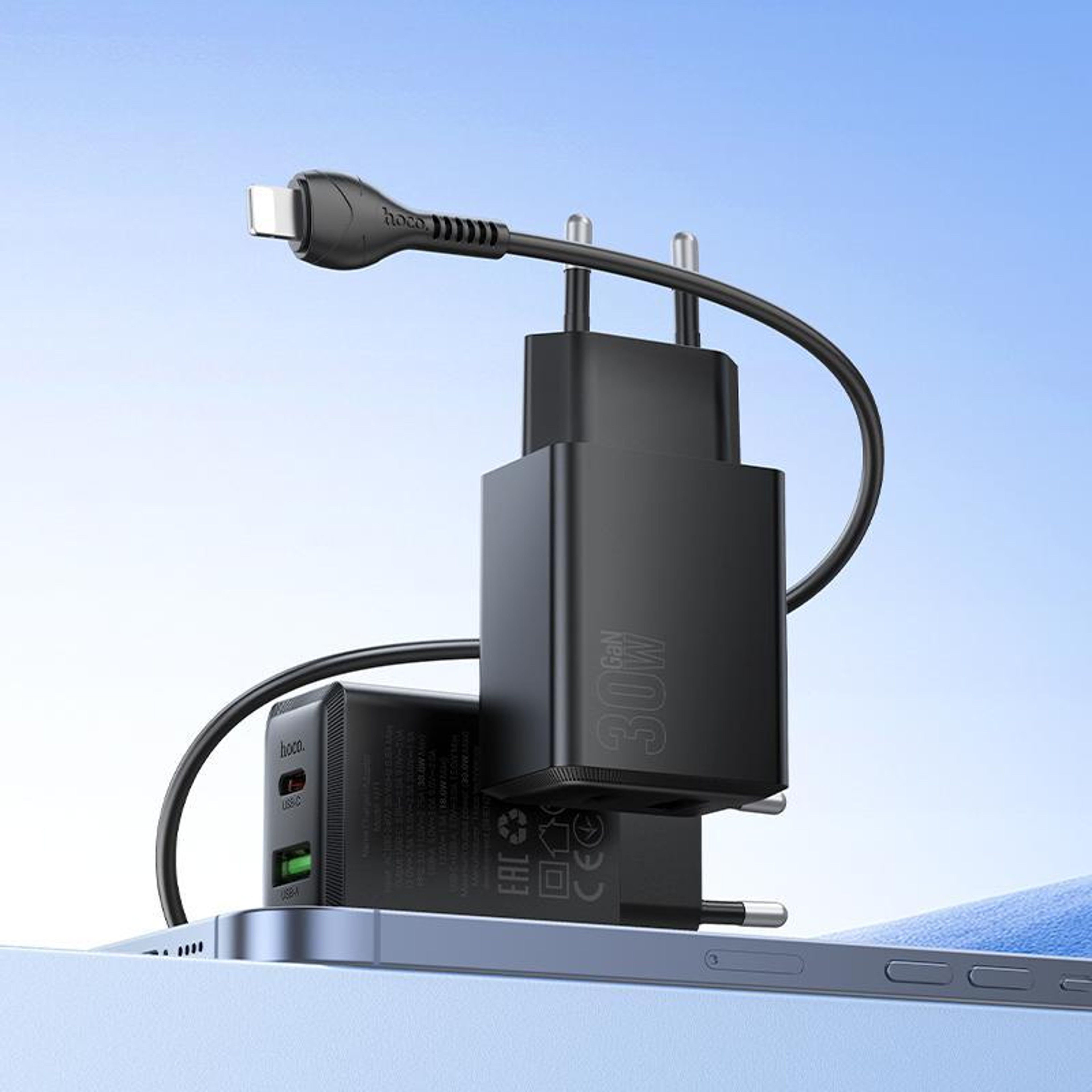 Hoco N71 30W PD Fast Wall Charger Dual Port USB C Charger With USB C To Lightning Cable 4