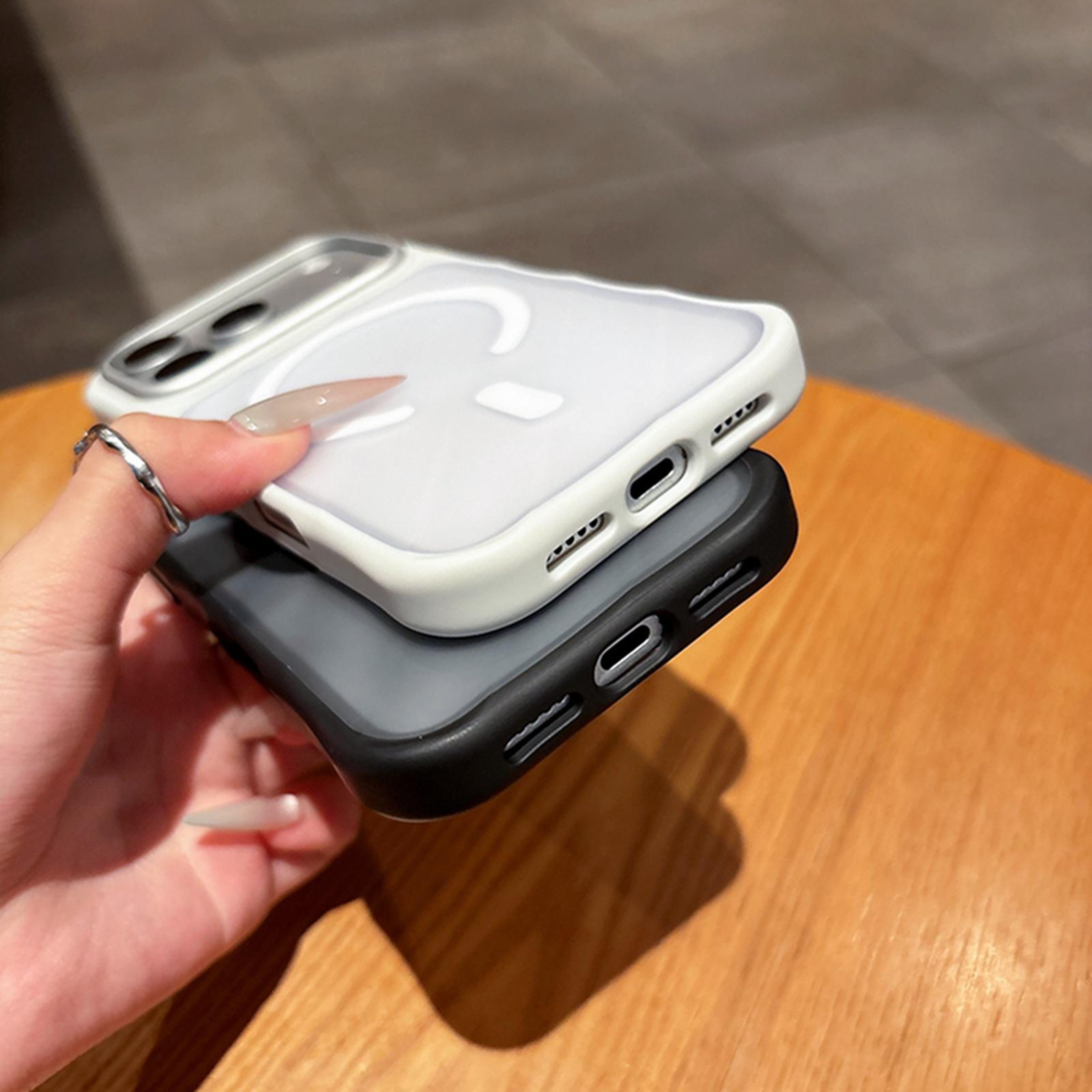 MagSafe Compatible Shockproof Clear Acrylic TPU Phone Case For IPhone 17 Pro 4