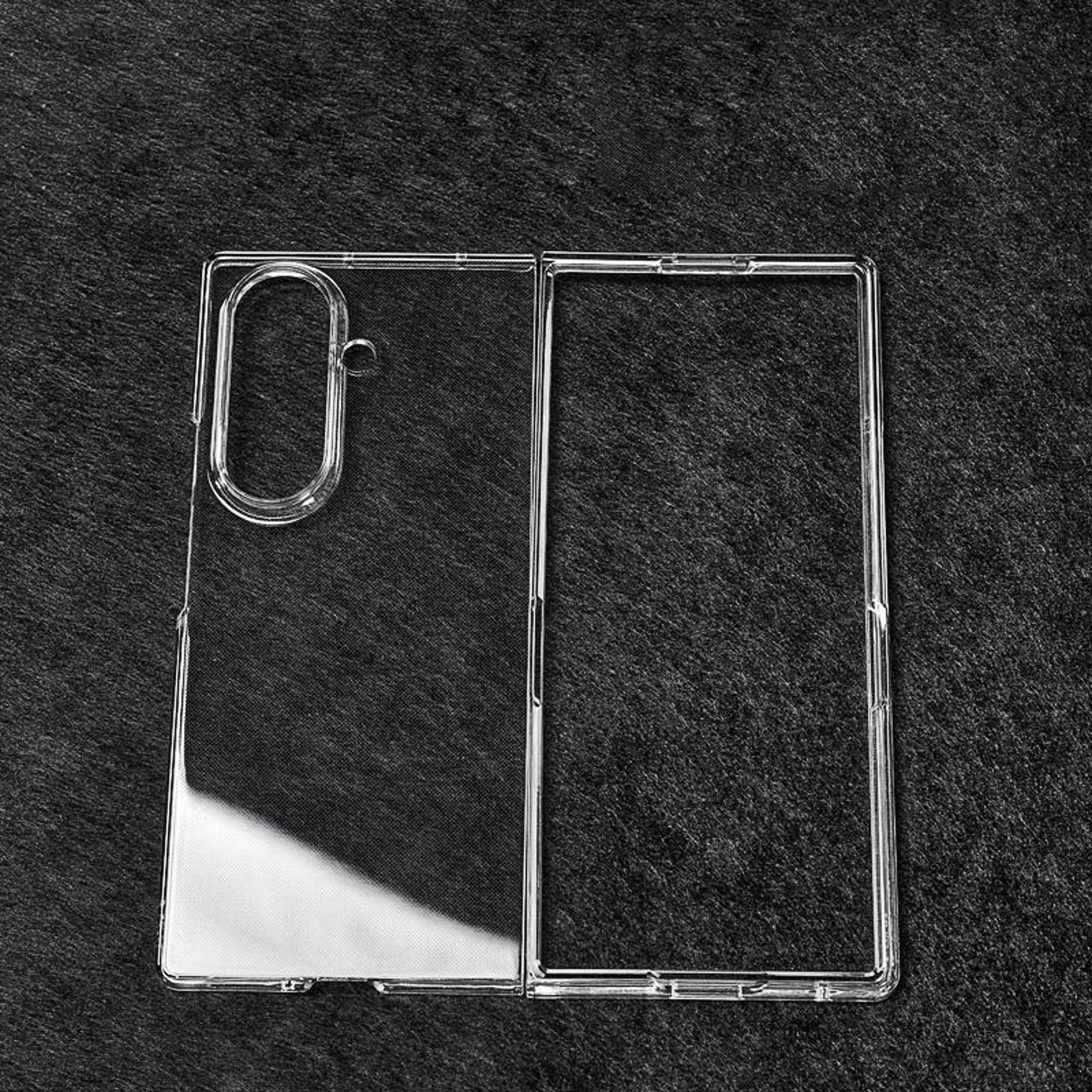 Samsung Galaxy Z Fold7 Clear Shockproof PC Case Slim Protective Cover – view 1