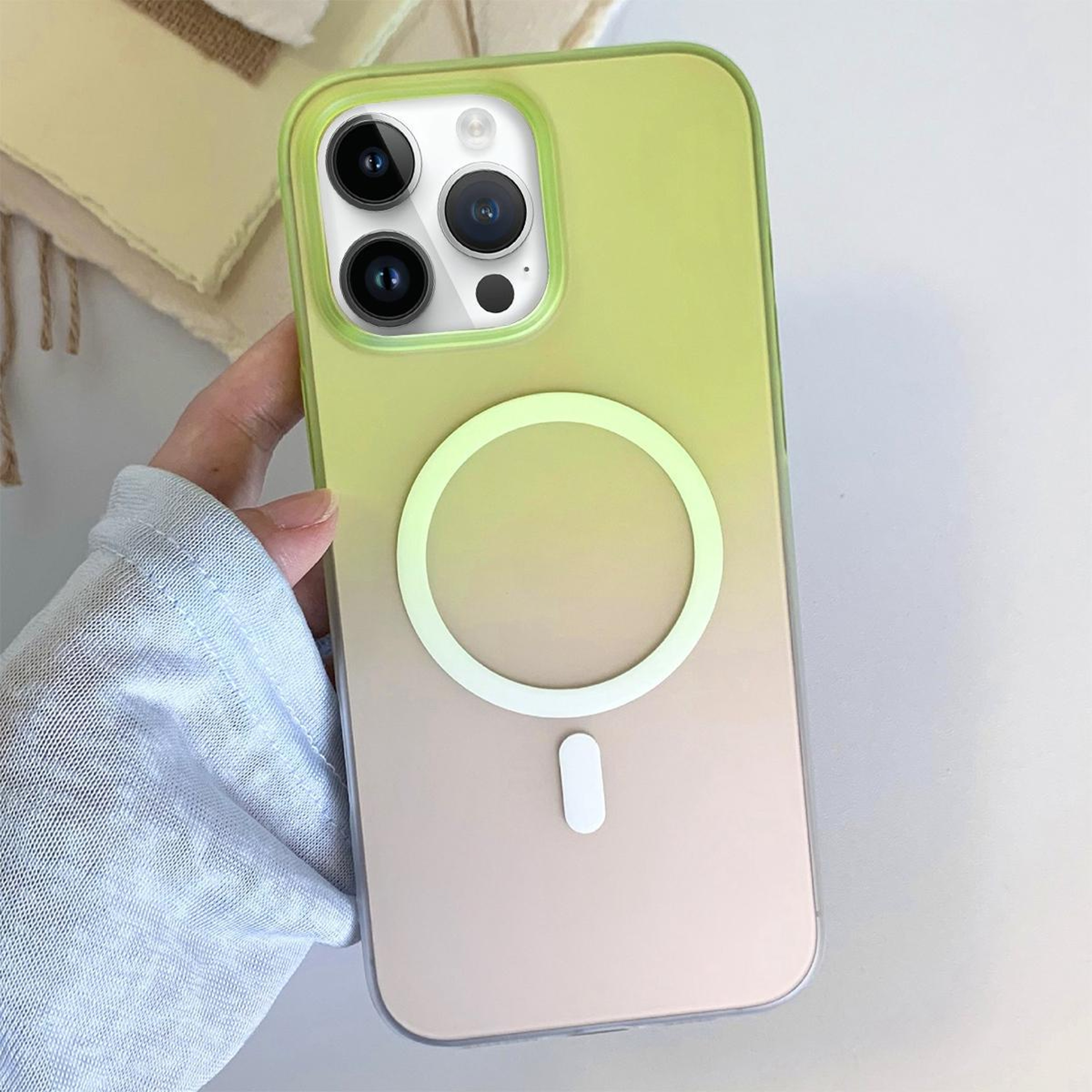 IPhone 13 Pro Max Magnetic Case Frosted Gradient TPU Slim Protective Cover 0