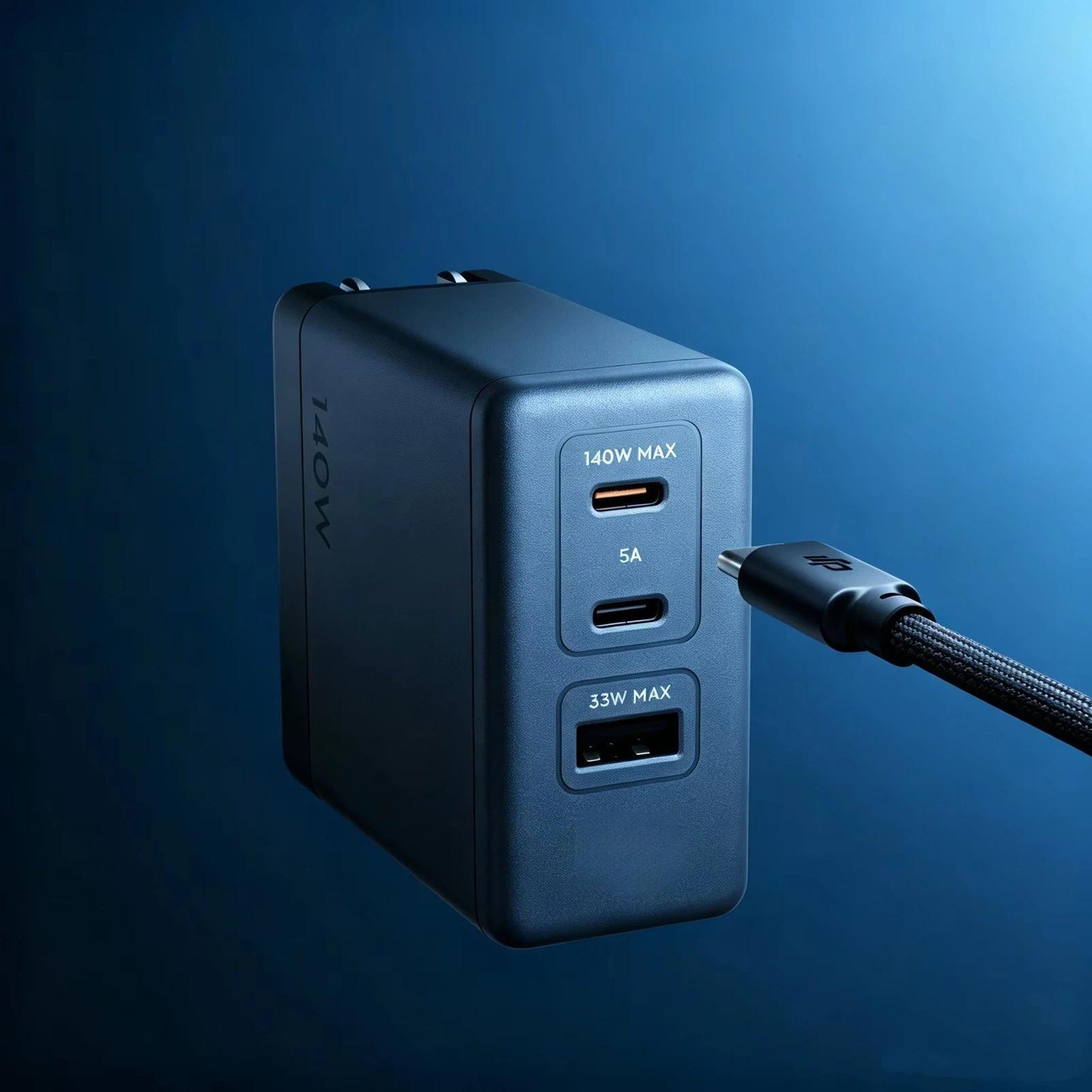 DJI Power 140W GaN Charger with 3-Port PD 3.1 Fast Charging – view 2