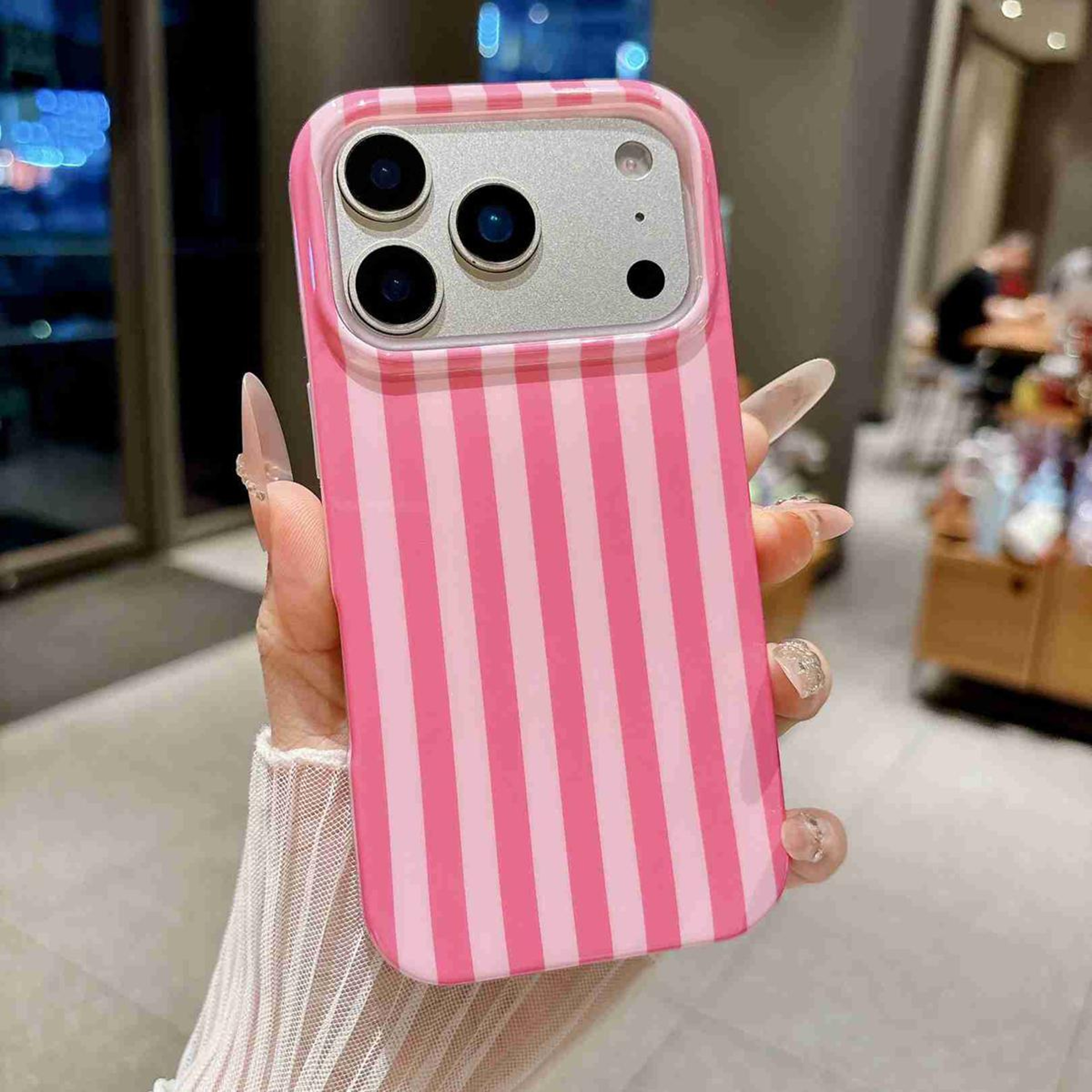 IPhone 18 Pro Max Case Full Coverage TPU Phone Case With Stylish Vertical Stripes 6