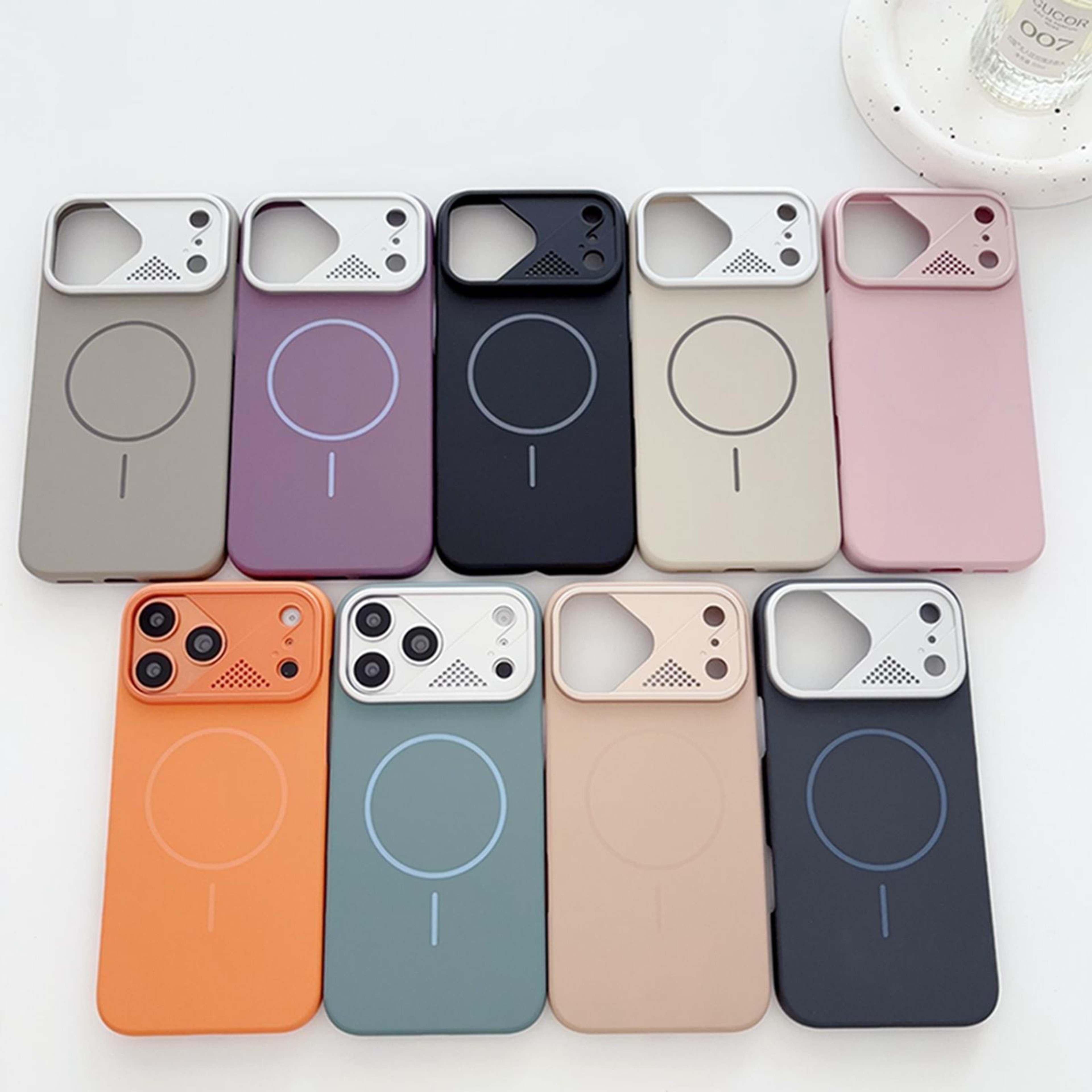 IPhone 18 Pro UltraThin Magnetic PC Phone Case 2