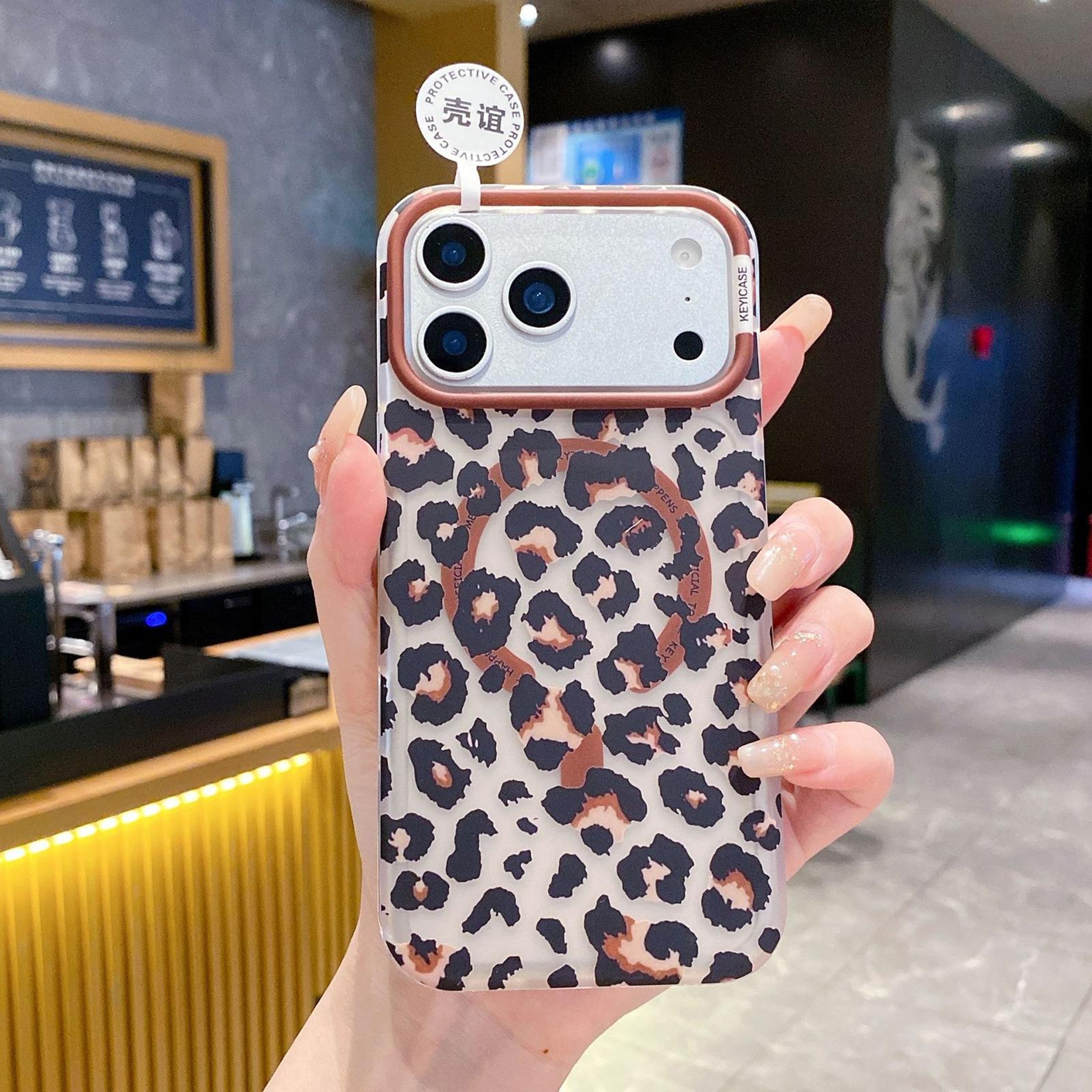 Leopard Print Magnetic Case For IPhone 18 Pro Max With Shockproof Corners 0