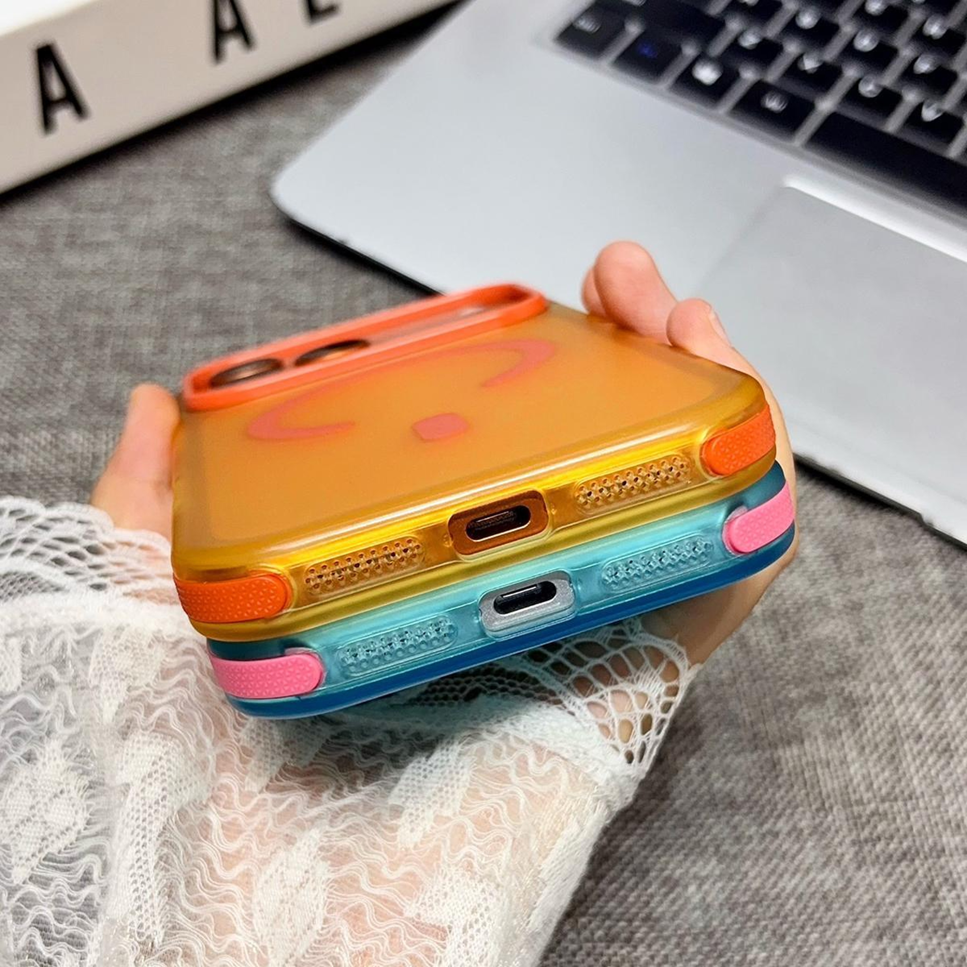 IPhone 18 Pro Max Magnetic TPU Phone Case With AntiSlip Edge Strips 4
