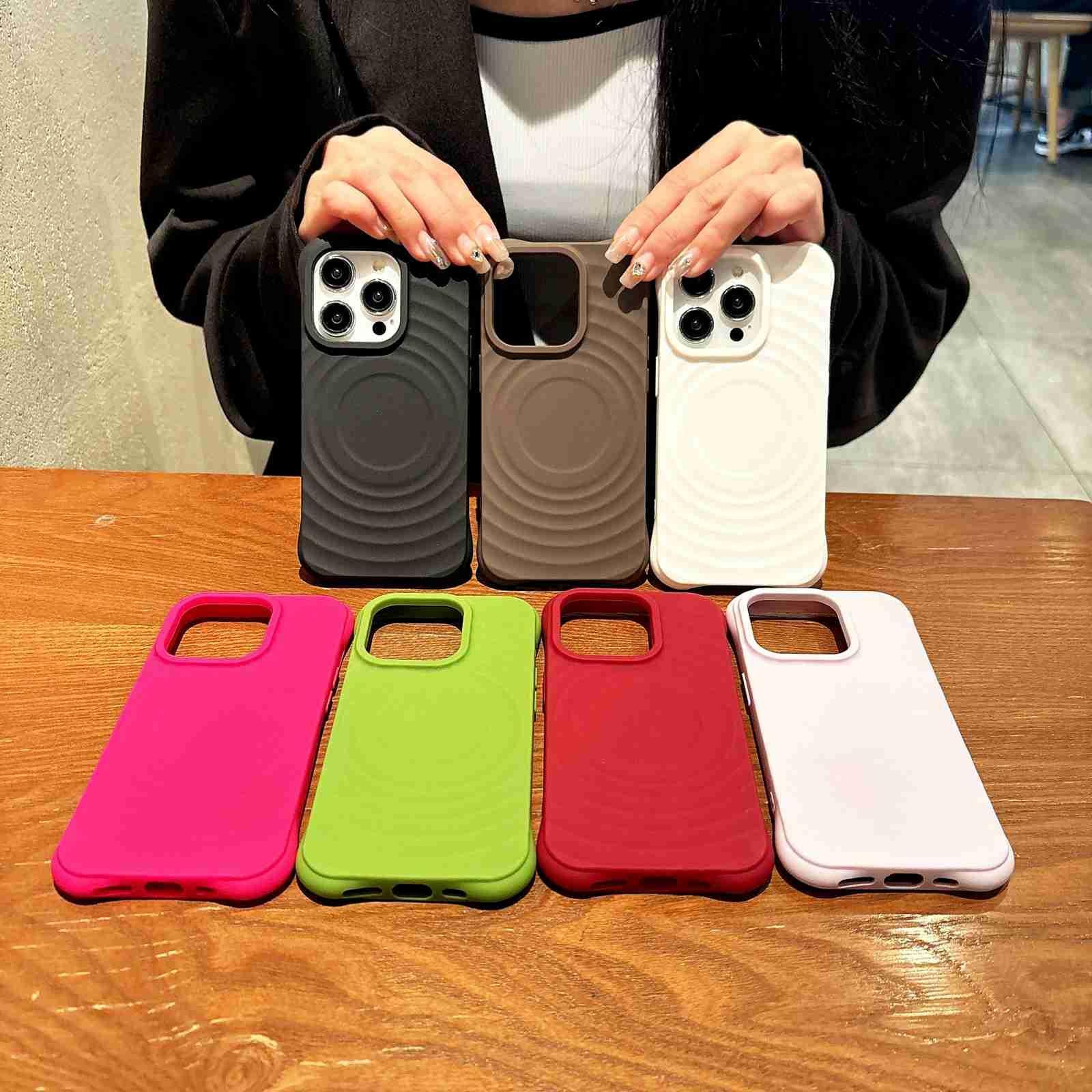IPhone 18 Pro Magnetic Ring Texture TPU Phone Case With MagSafe 1