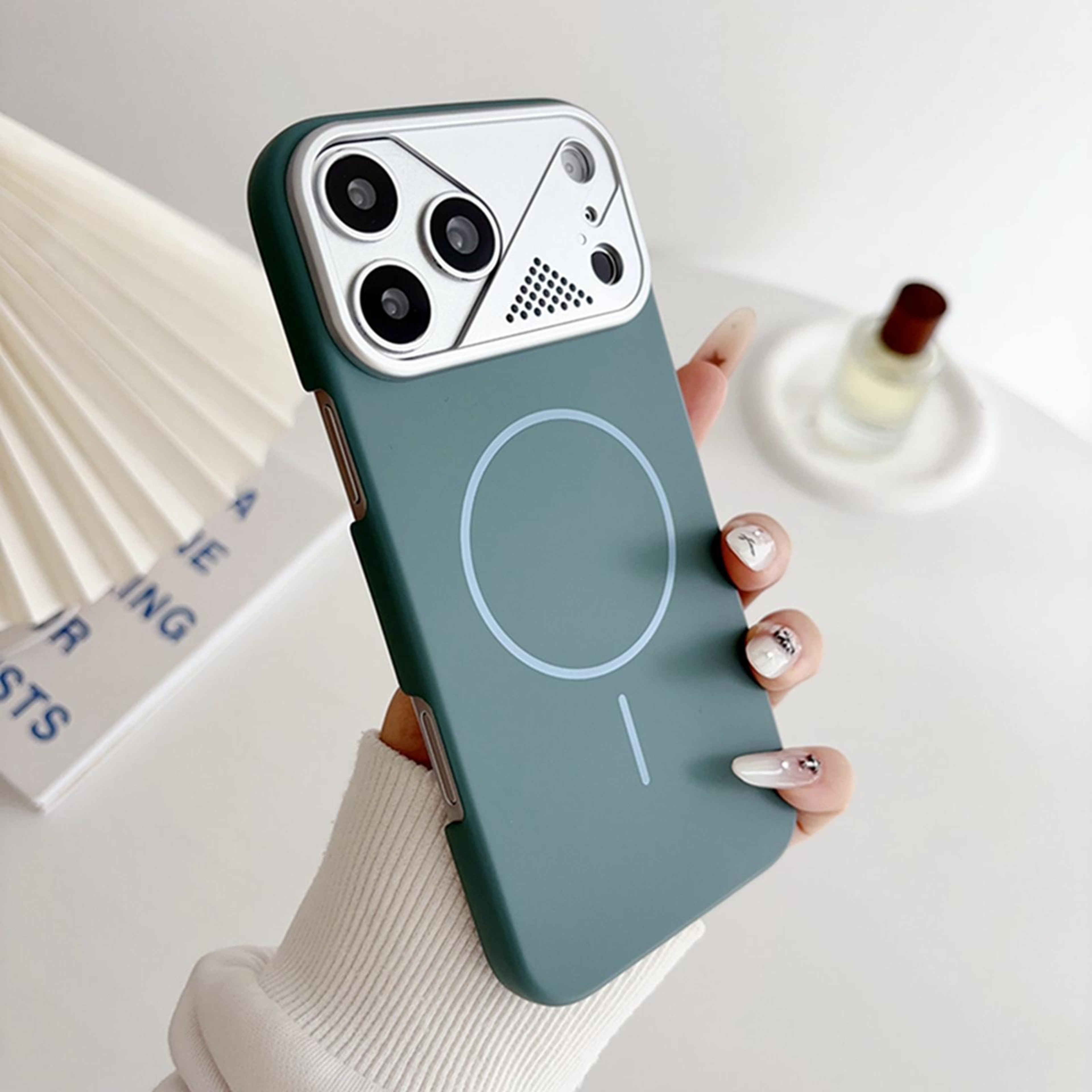 Ultra Thin Gold Armor PC Magnetic Phone Case Compatible With IPhone 18 Pro 1