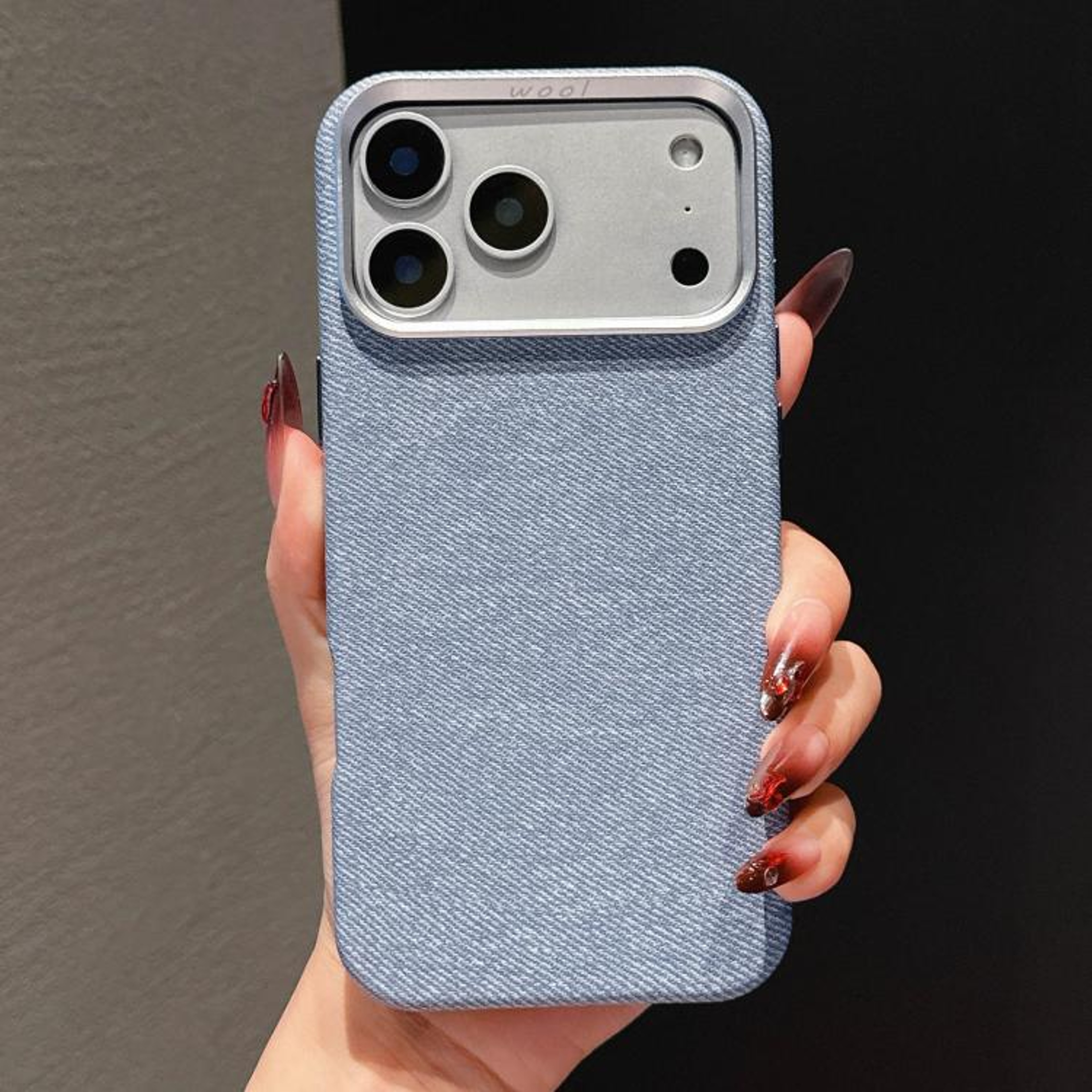 18 Pro Max Magnetic Full Coverage Phone Case With Wireless Charging Support 10