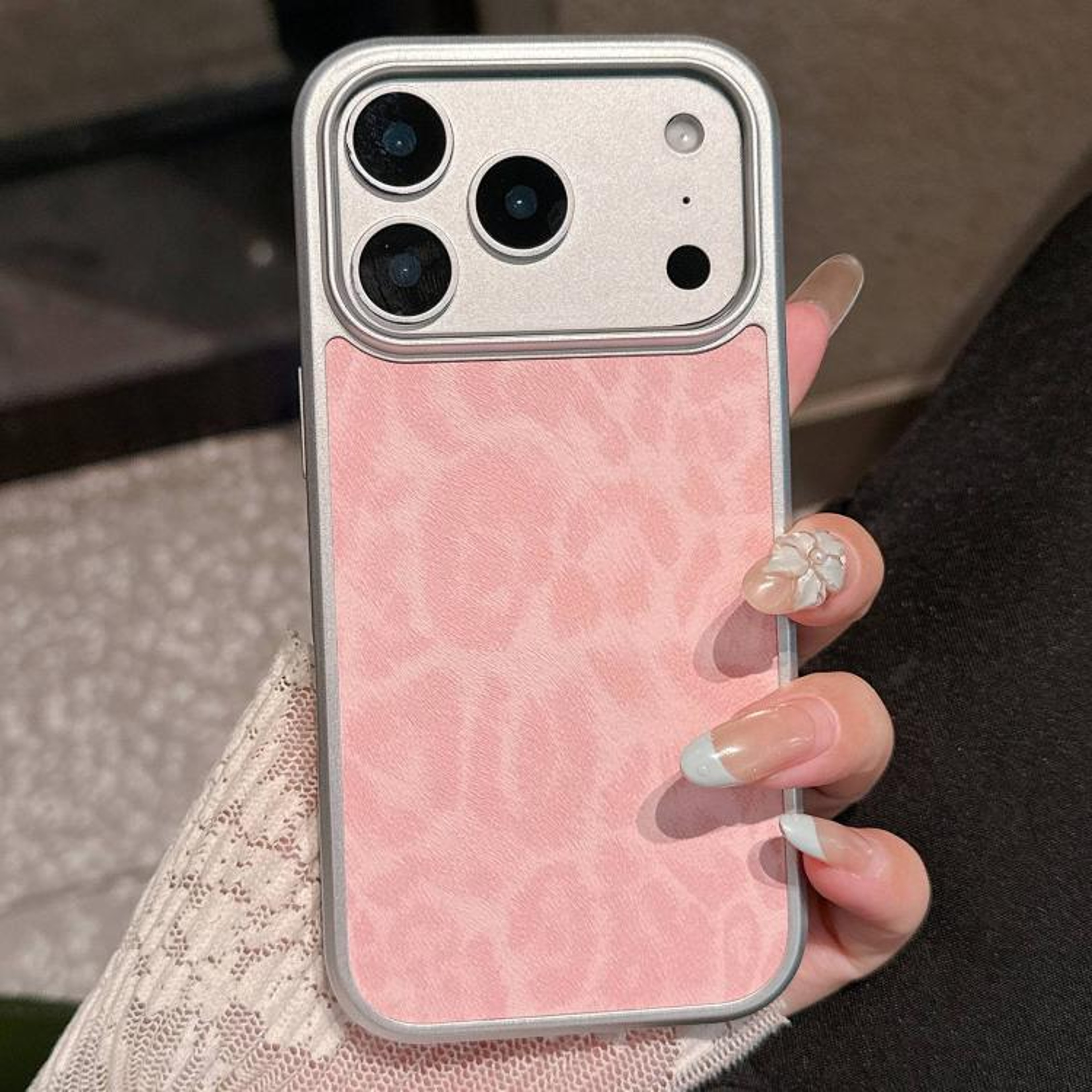 Leopard Print Electroplated IPhone 18 Pro Case With Large Lens Window 9