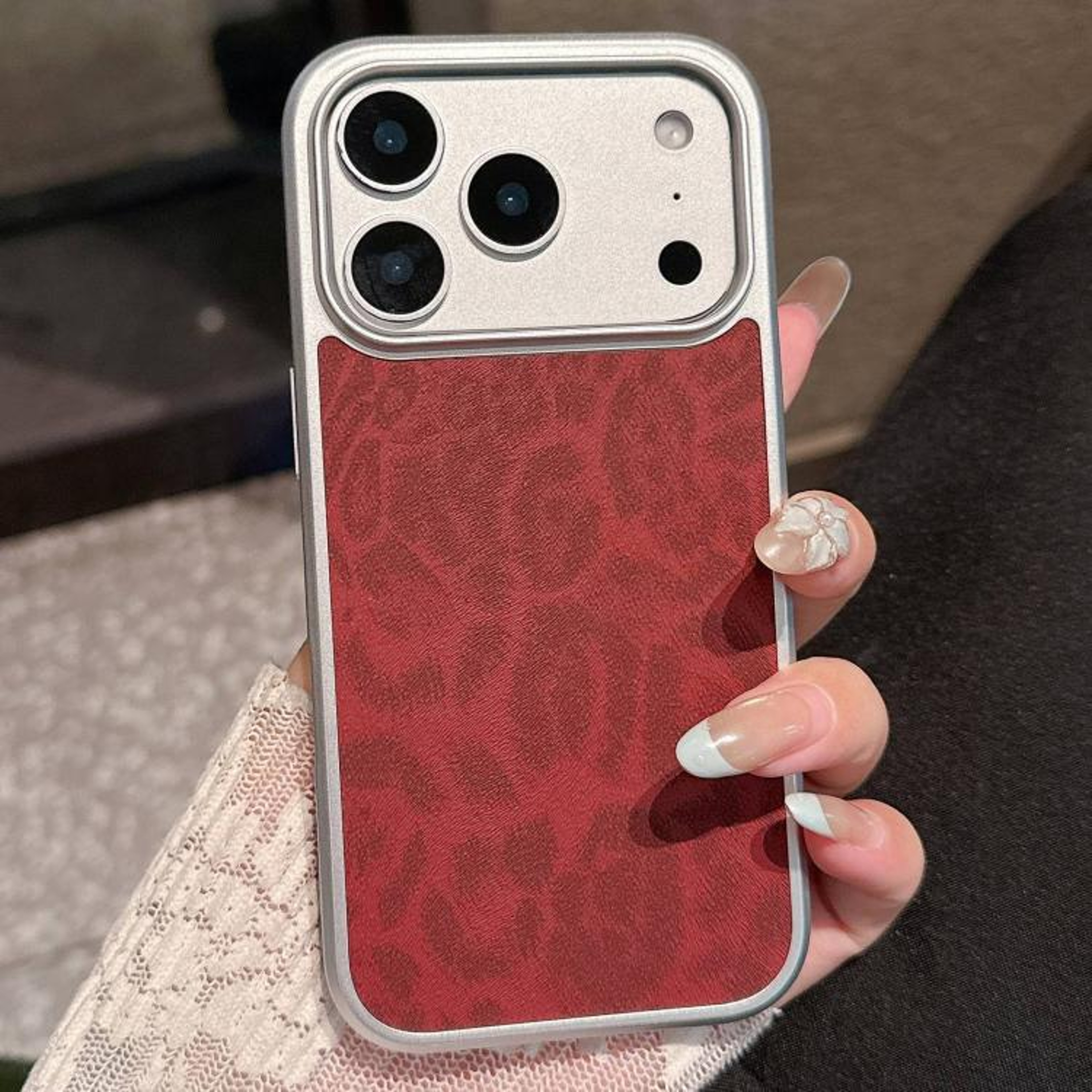 Leopard Print Electroplated Large Window Case For IPhone 18 Pro Max 11