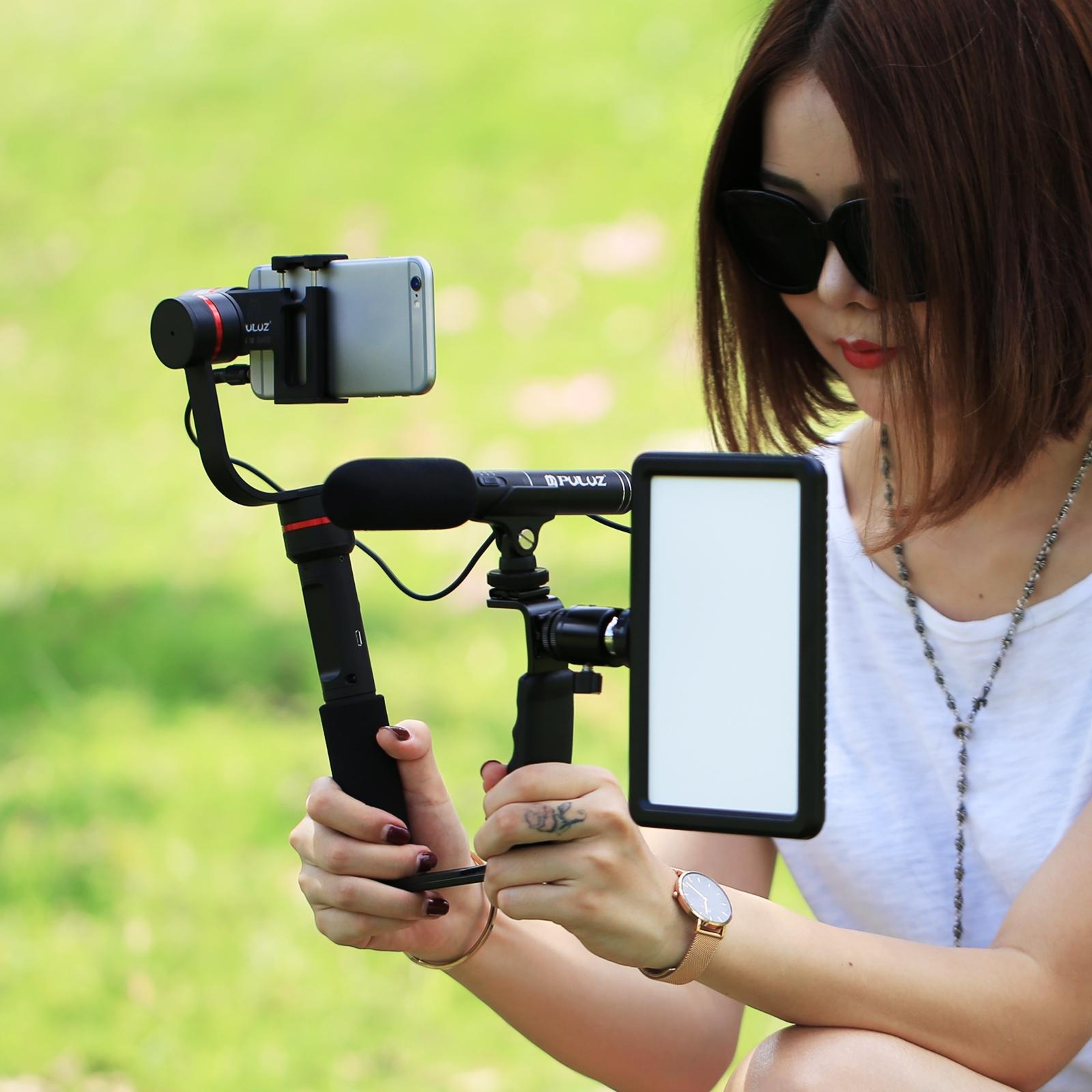PULUZ Professional Shotgun Microphone For DSLR Cameras  Interviews With Audio Output 7