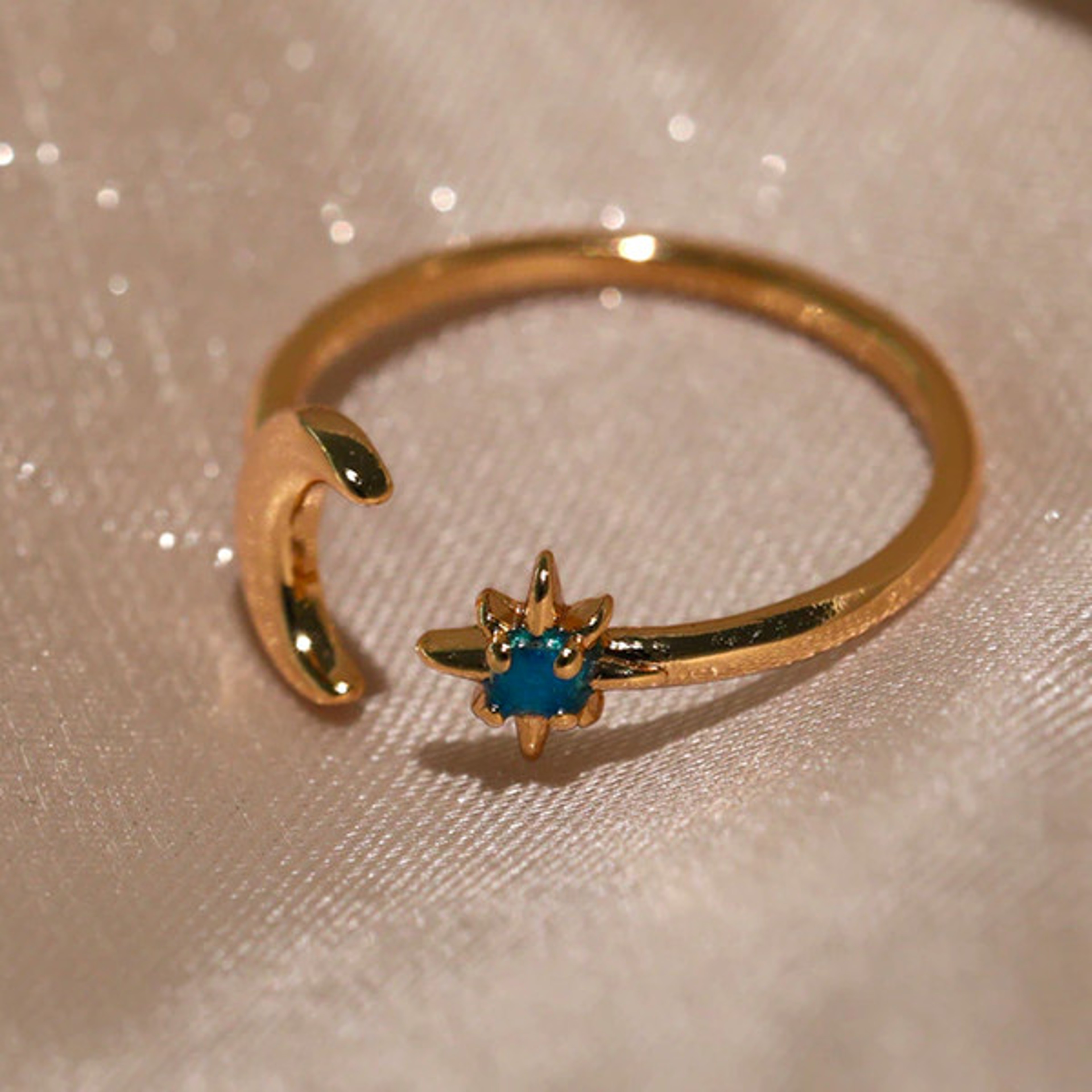 Dainty Sun And Moon Gold Ring (1).jpg