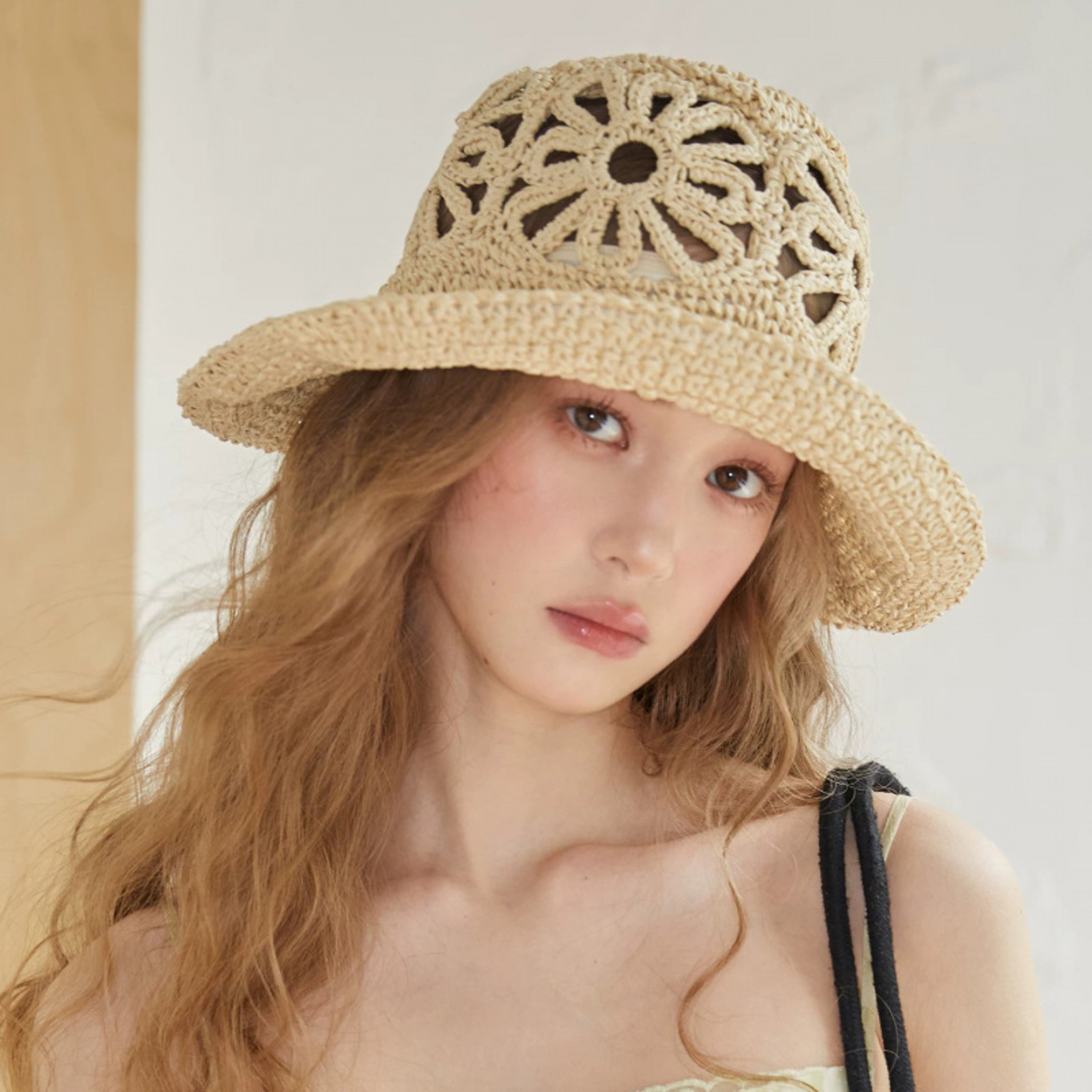A Sunshine-Ready Summer Essential – view 3