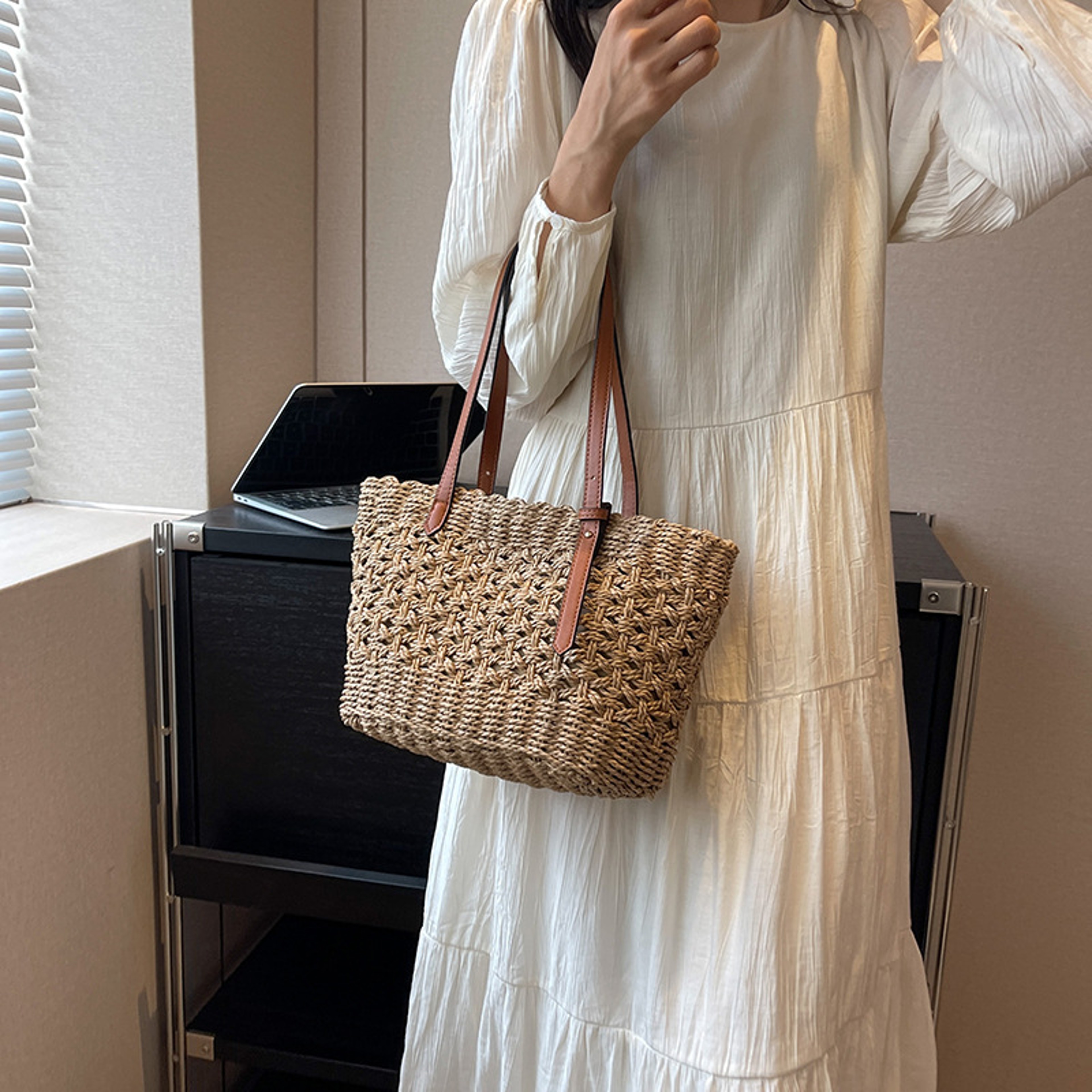 Rattan Wicker Tote Bag – Large Capacity Woven Women's Summer Beach Straw Handbag – view 2