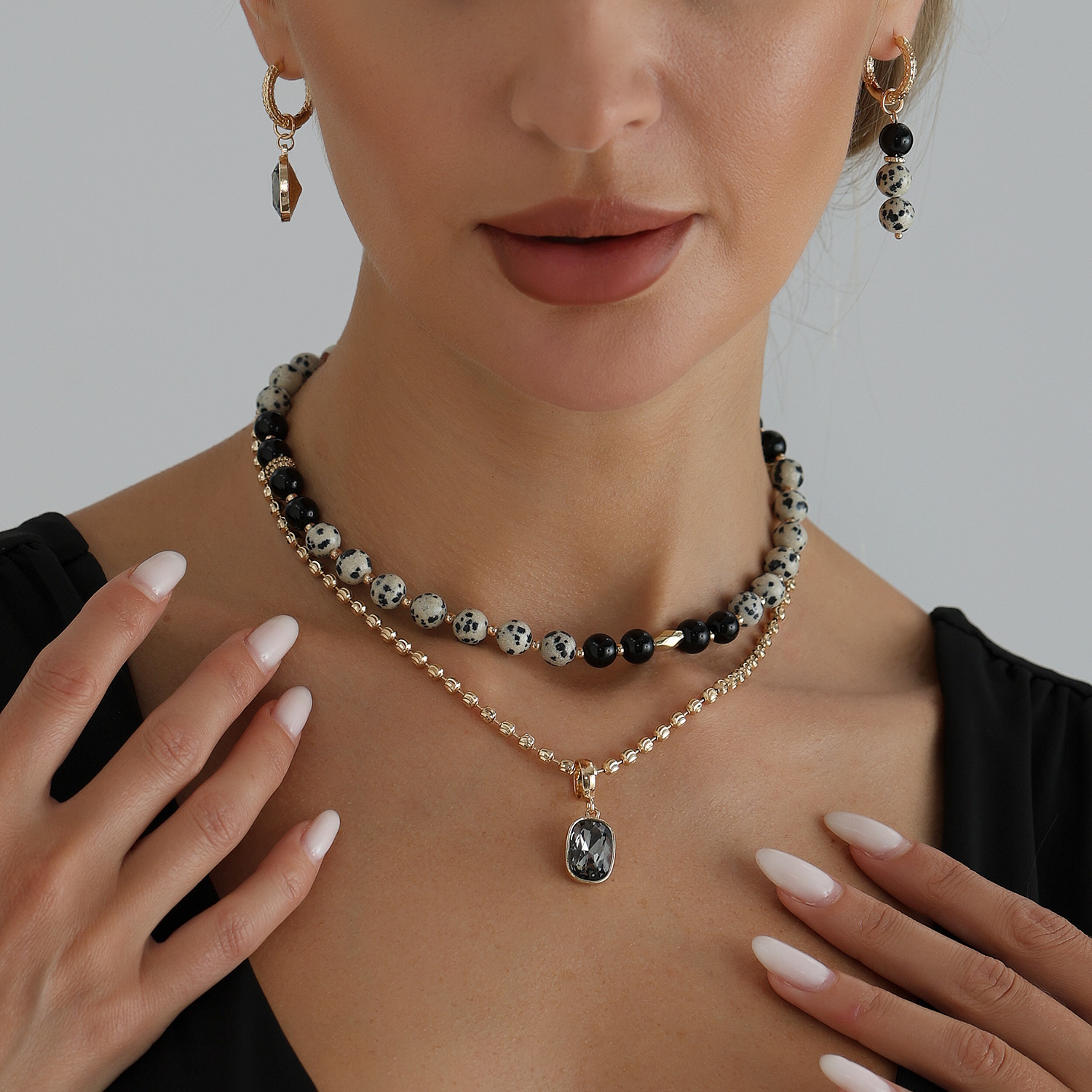 Vintage Black Bead Double Layer Necklace 1