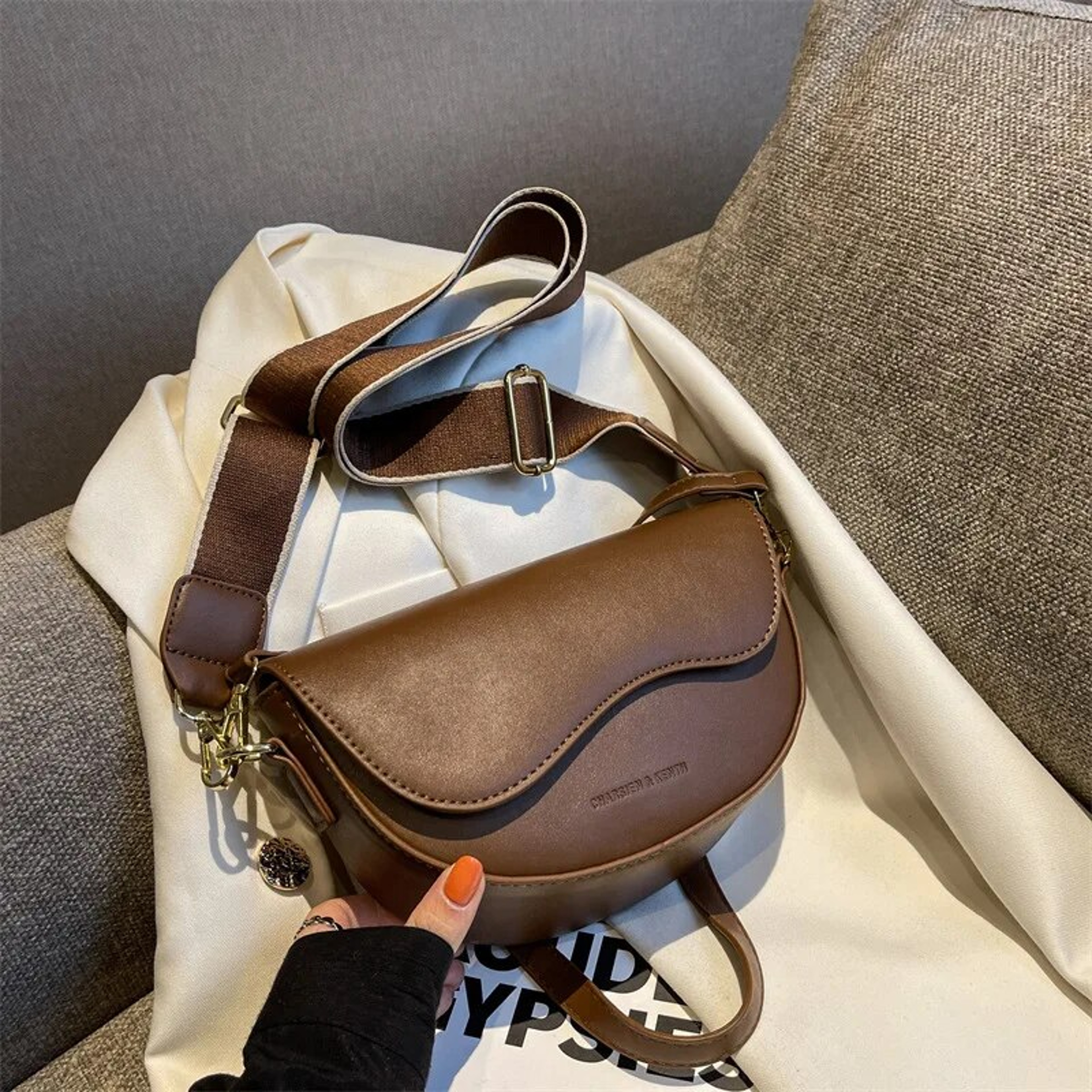 Vintage Small Saddle Shoulder Bag with Wide Strap – view 1