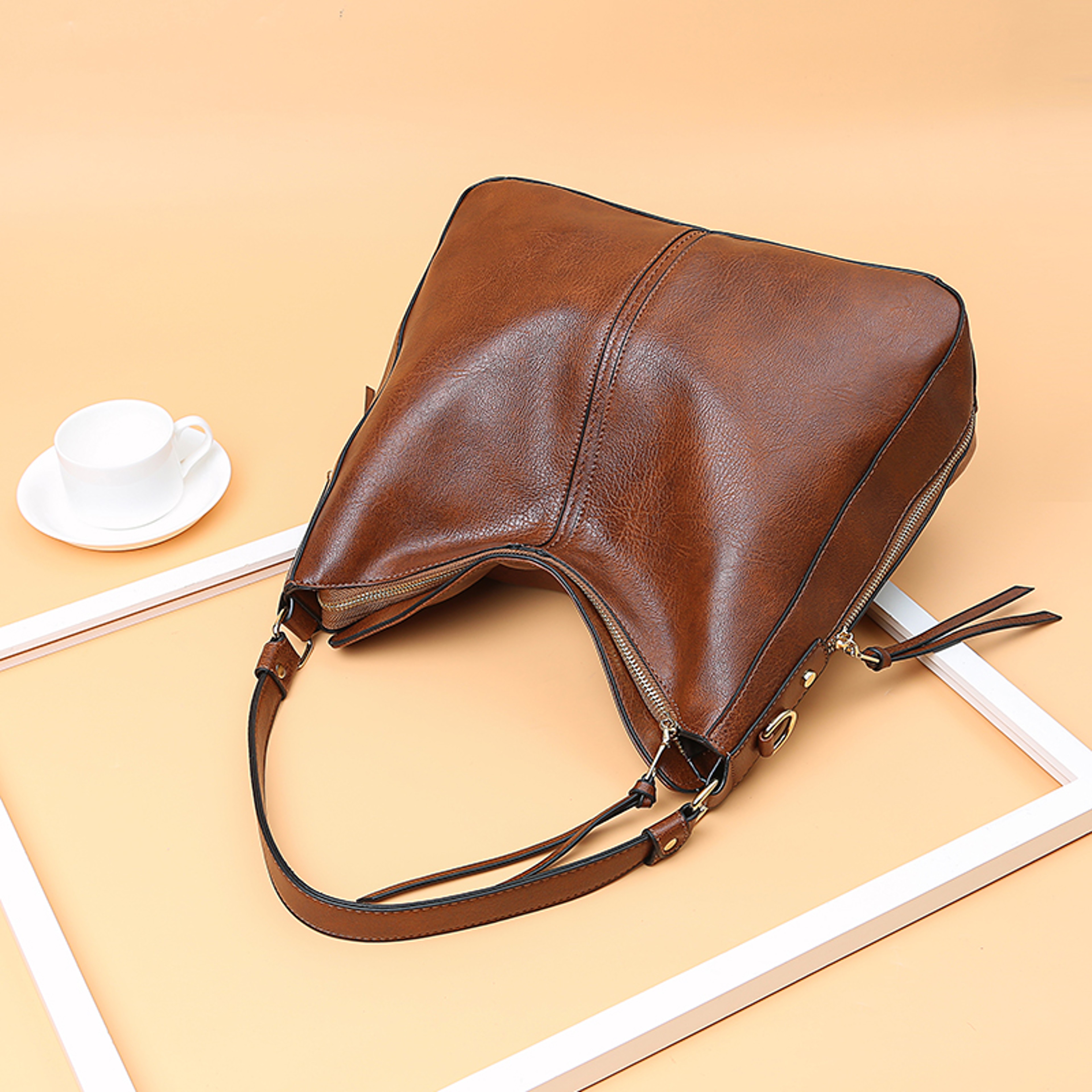 DIDABEAR Vintage Leather Hobo Bag & Large Capacity Tote Purse – view 3