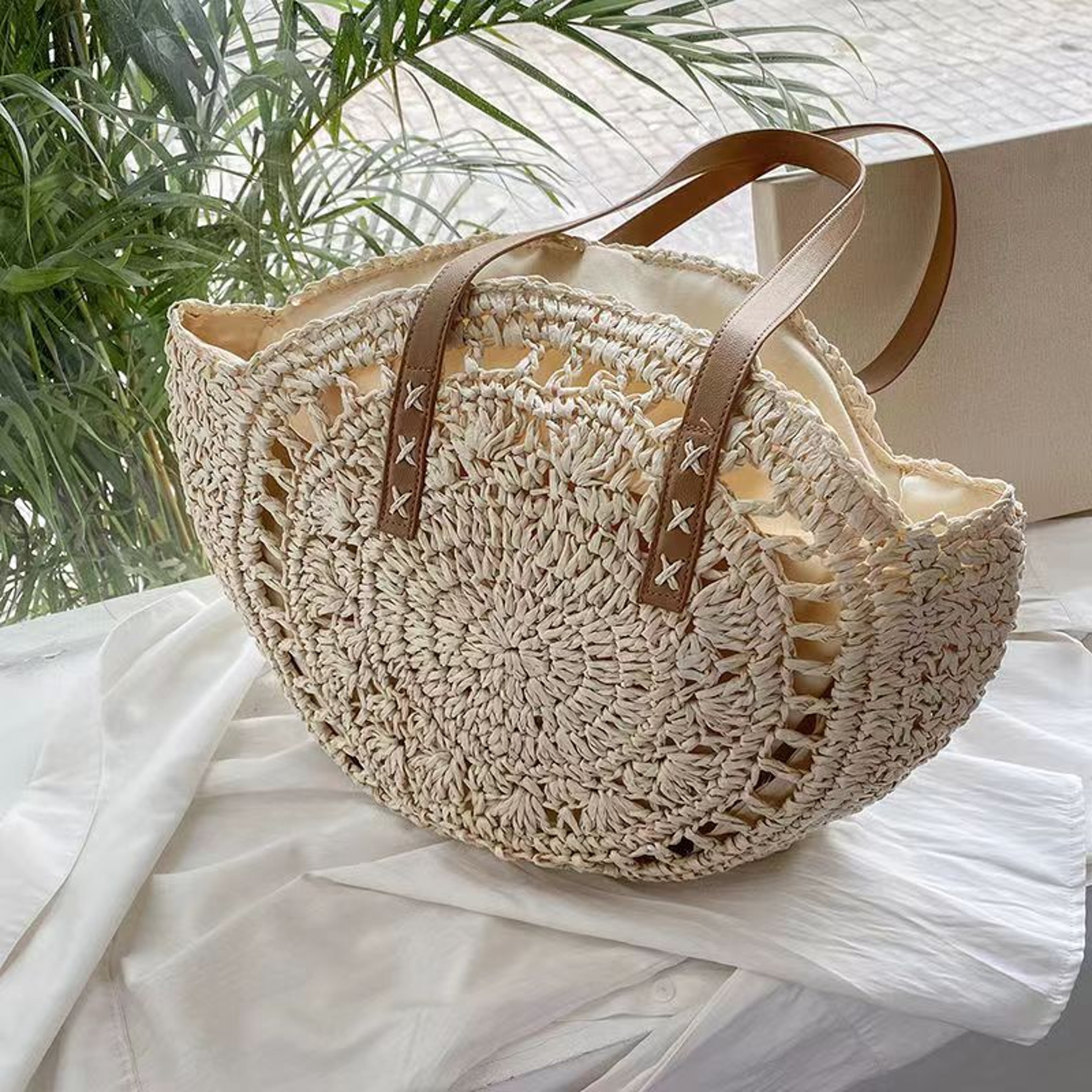 Handmade round straw beach bag and vintage woven shoulder purse for summer vacation – view 3