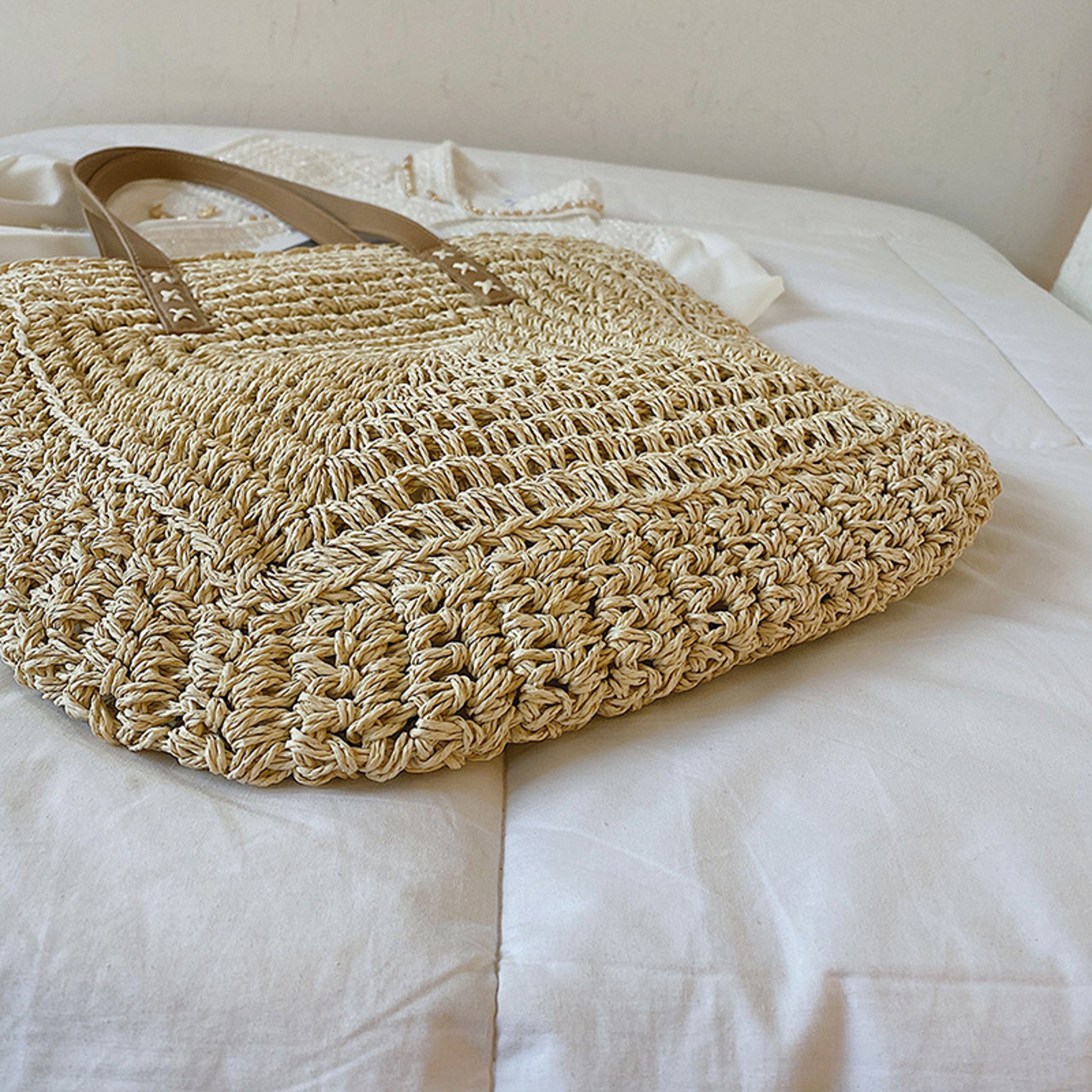 Handmade Woven Raffia Beach Tote & Large Capacity Summer Shoulder Bag – view 4