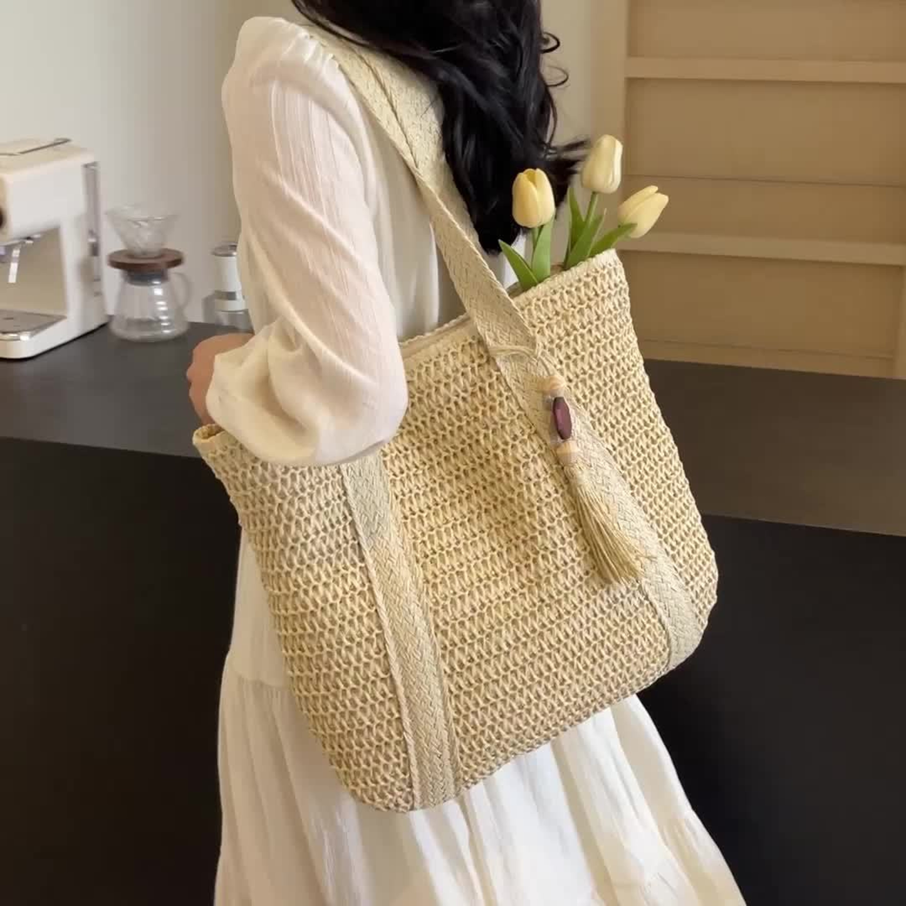 Fashionable Woven Beach Bag and Casual Tote – view 2