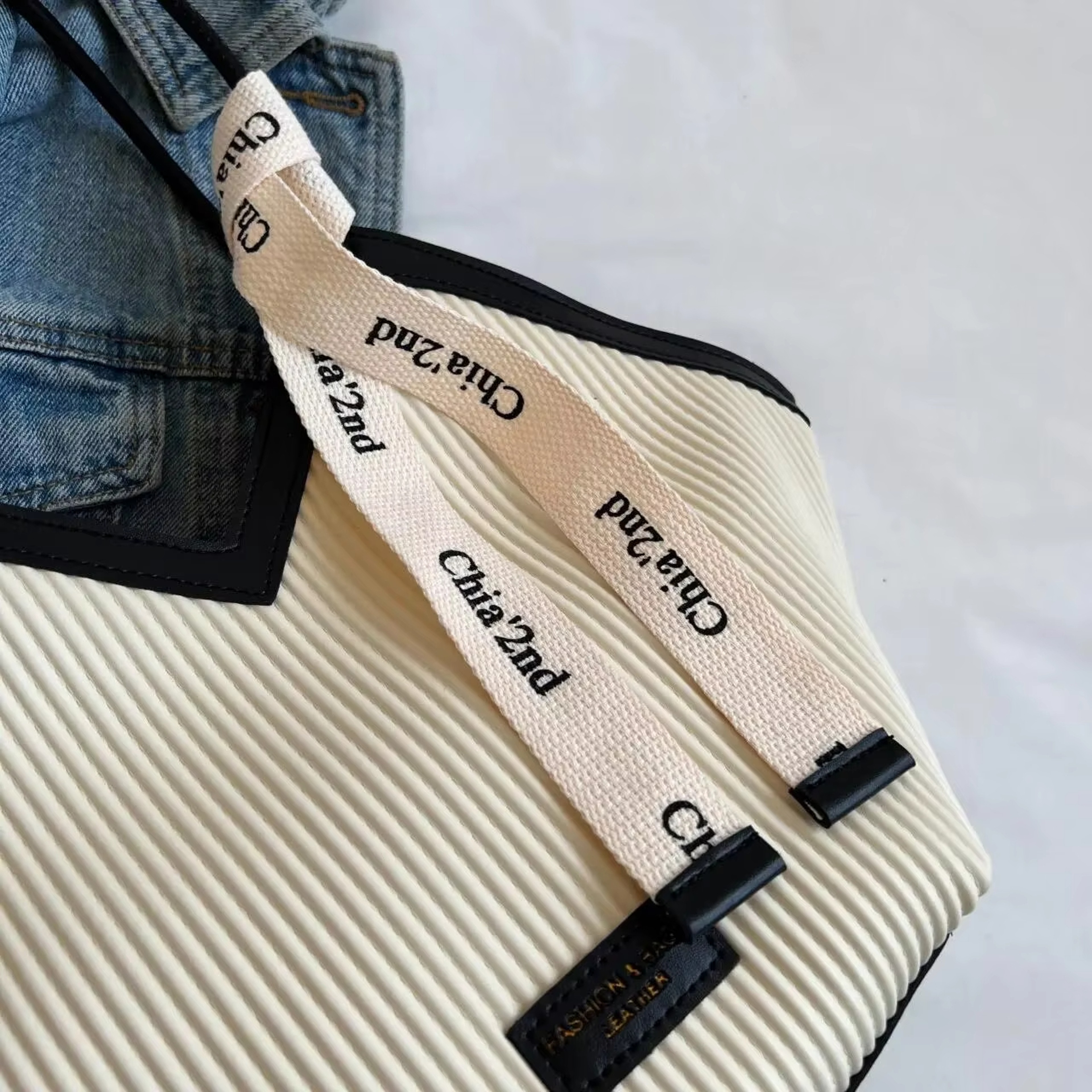Korean Style Canvas Tote Bag for Women, Casual Commuter Shoulder Bag – view 3