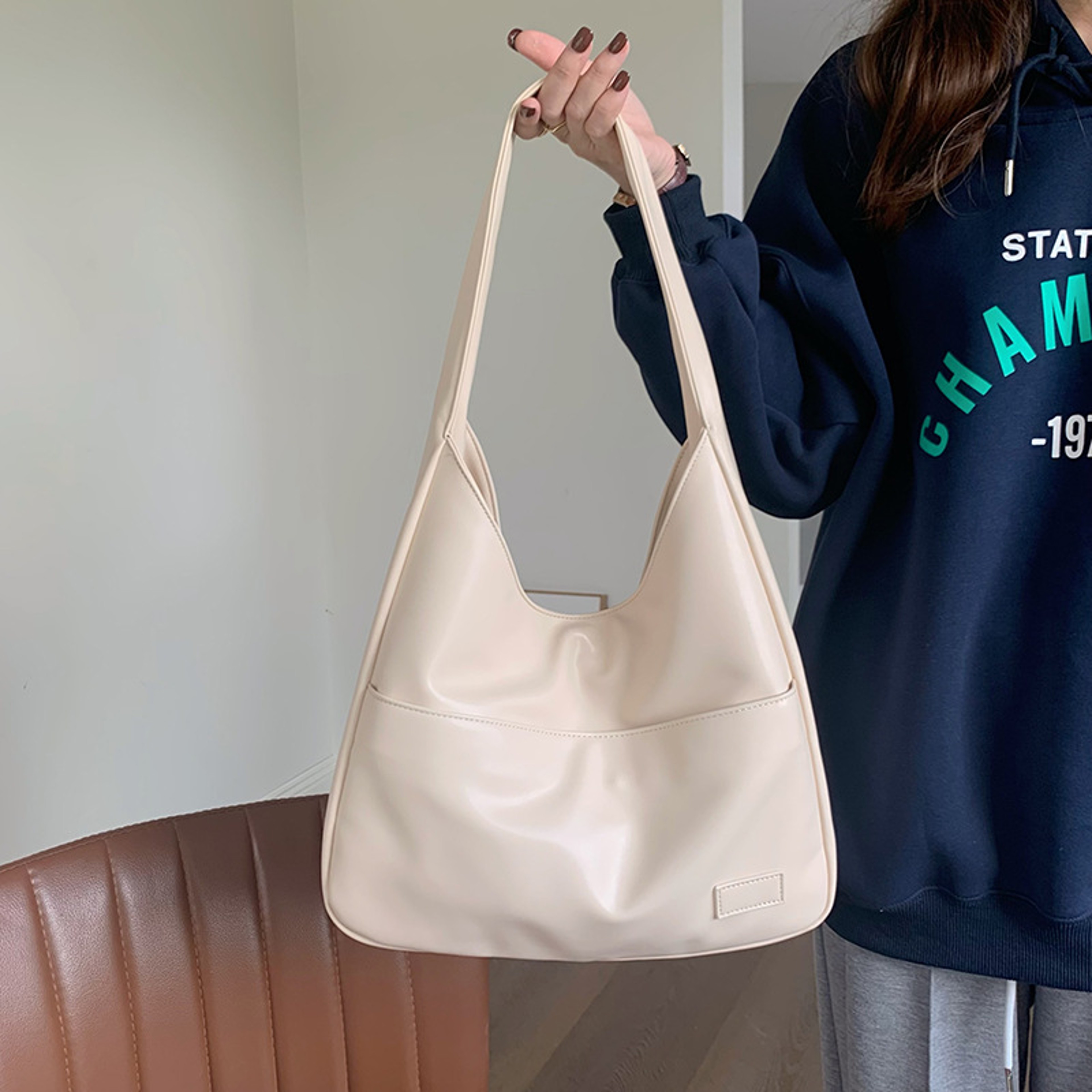 Large Capacity Women Shoulder Bag & Casual Commuting Leather Tote Handbag – view 6
