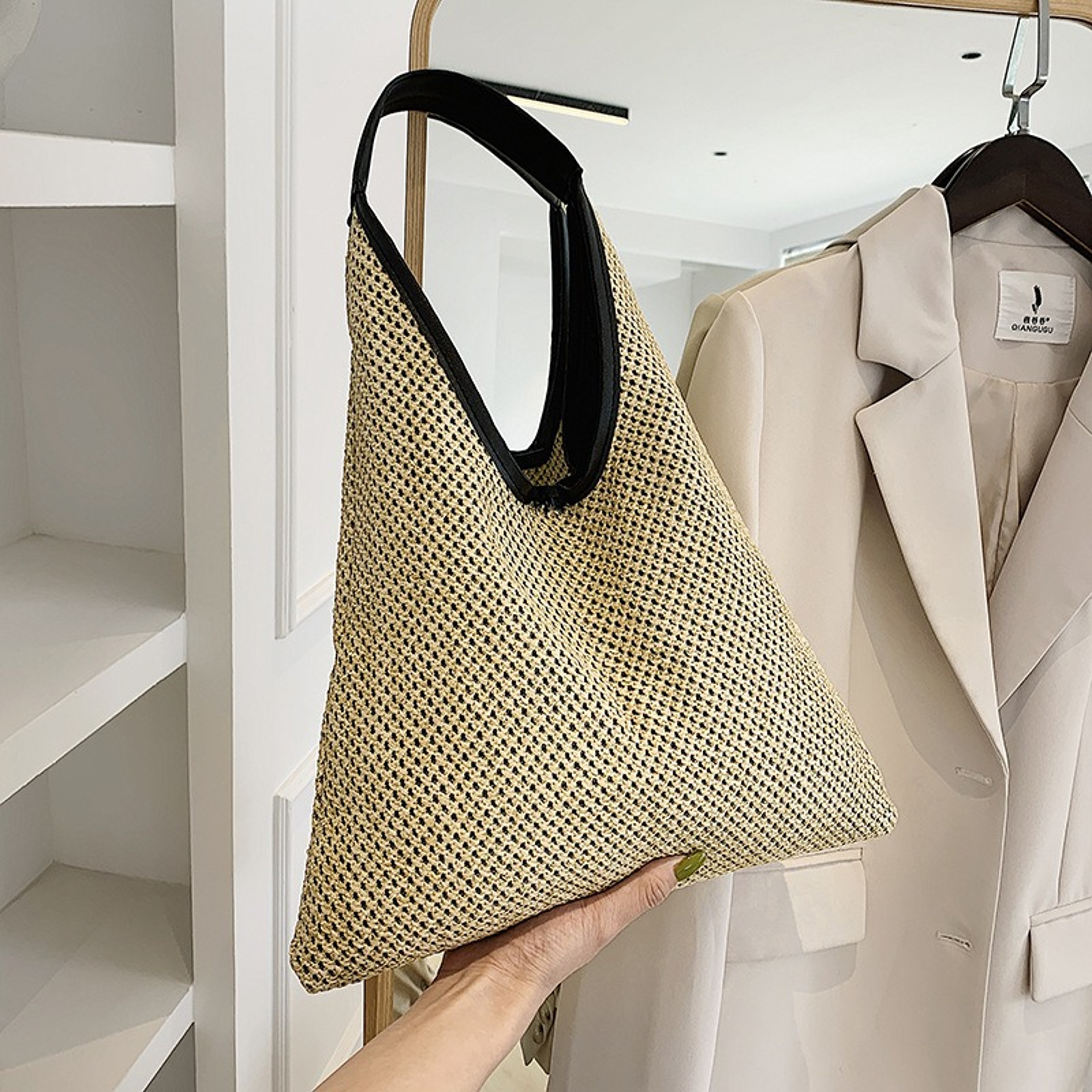 Woven Straw Beach Bag Rattan Shoulder Handbag – view 3