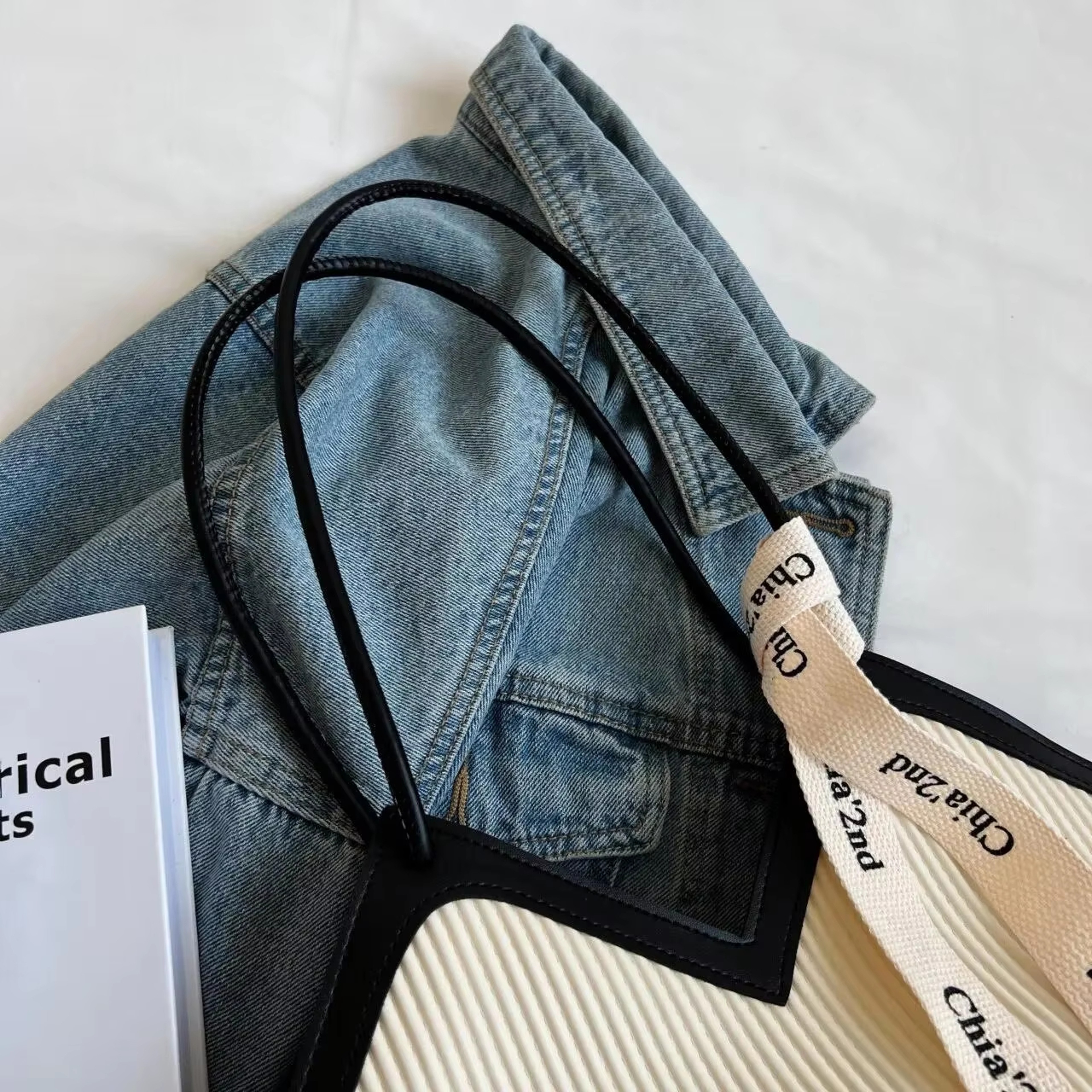 Korean Style Everyday Canvas Tote Bag 3