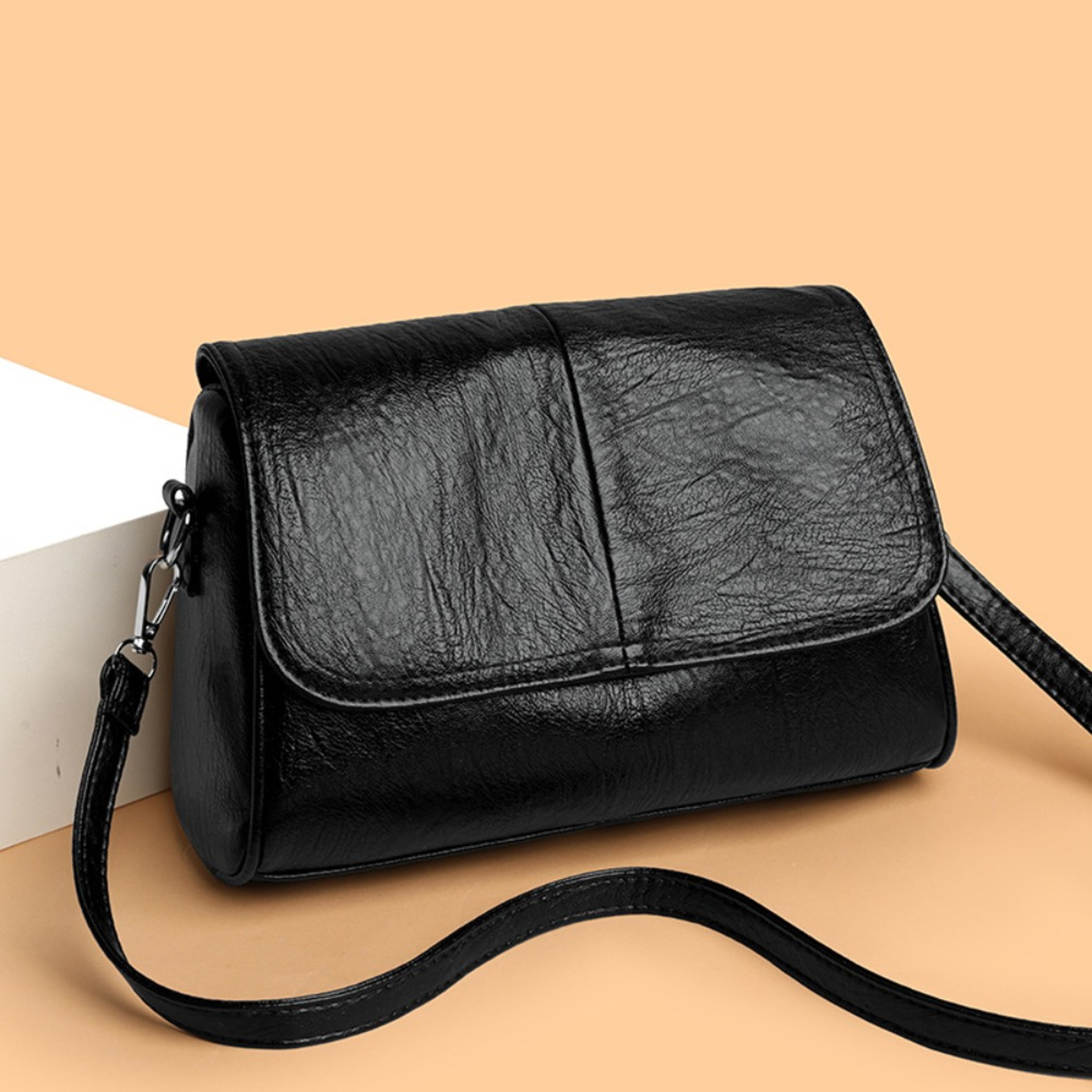 Retro Oil Wax Leather Crossbody Bag 7
