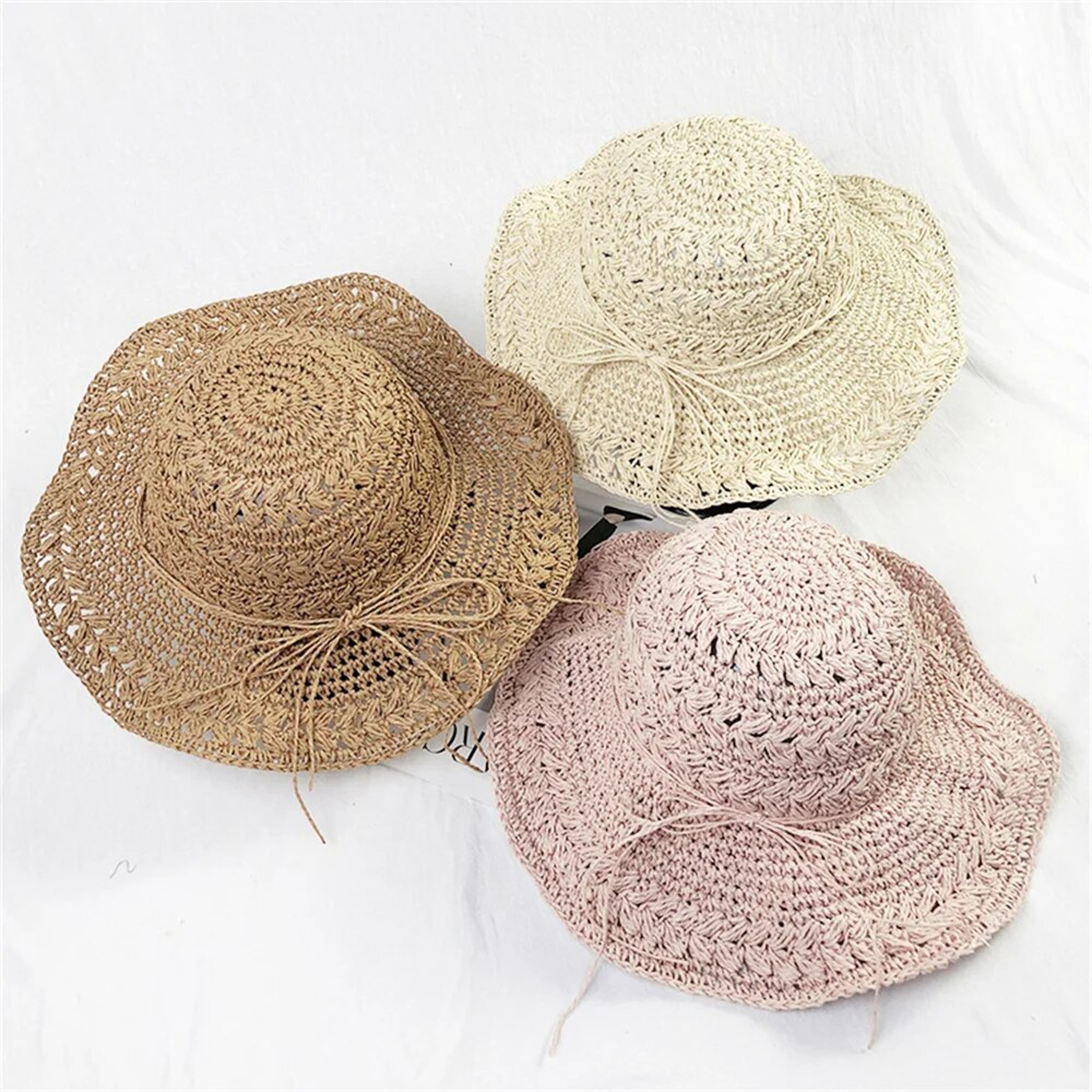 Oversized Wide Brim Straw Sun Hat for Women with Elegant Bowknot – view 3