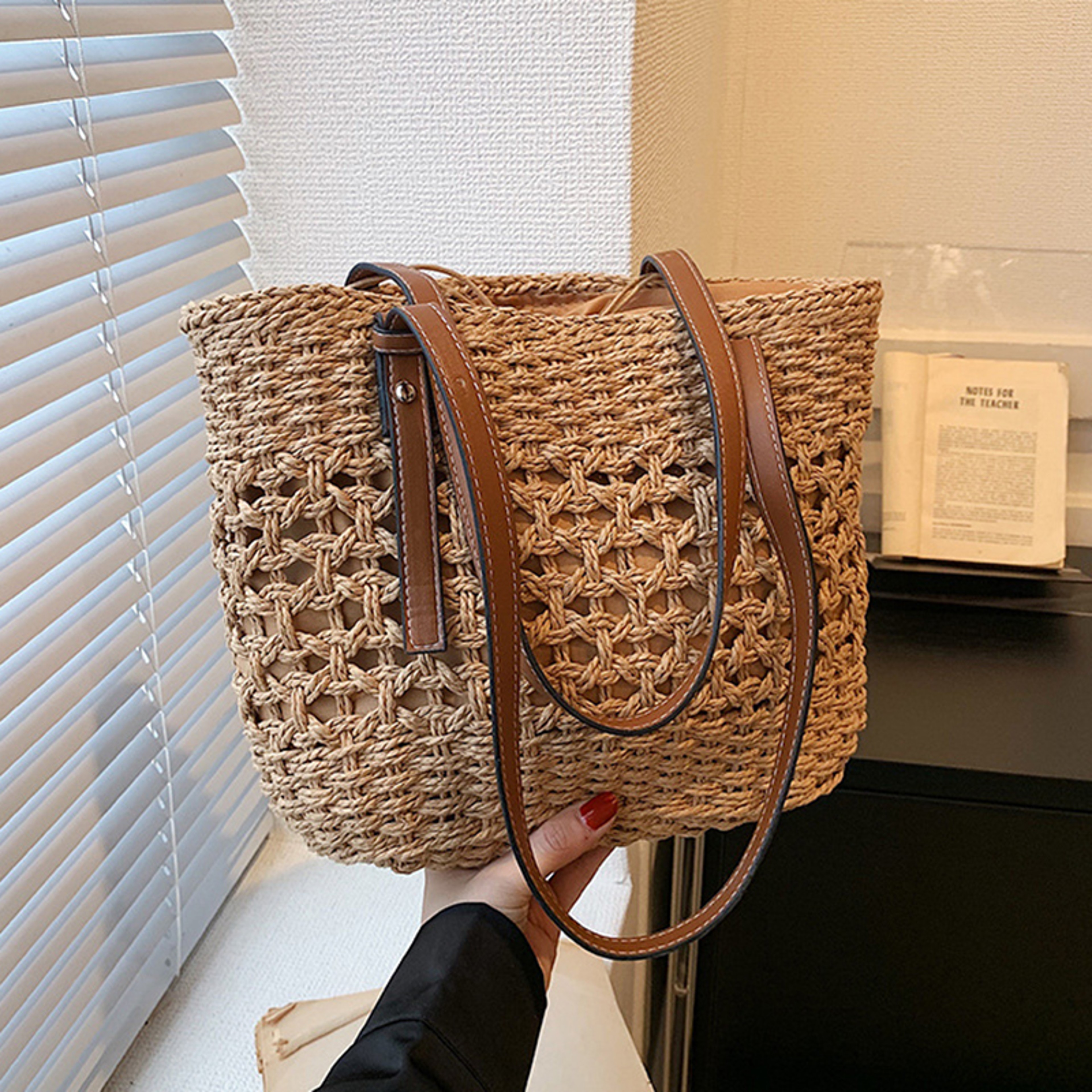 Woven straw tote bag for women, large beach bag, and summer straw handbag – view 7