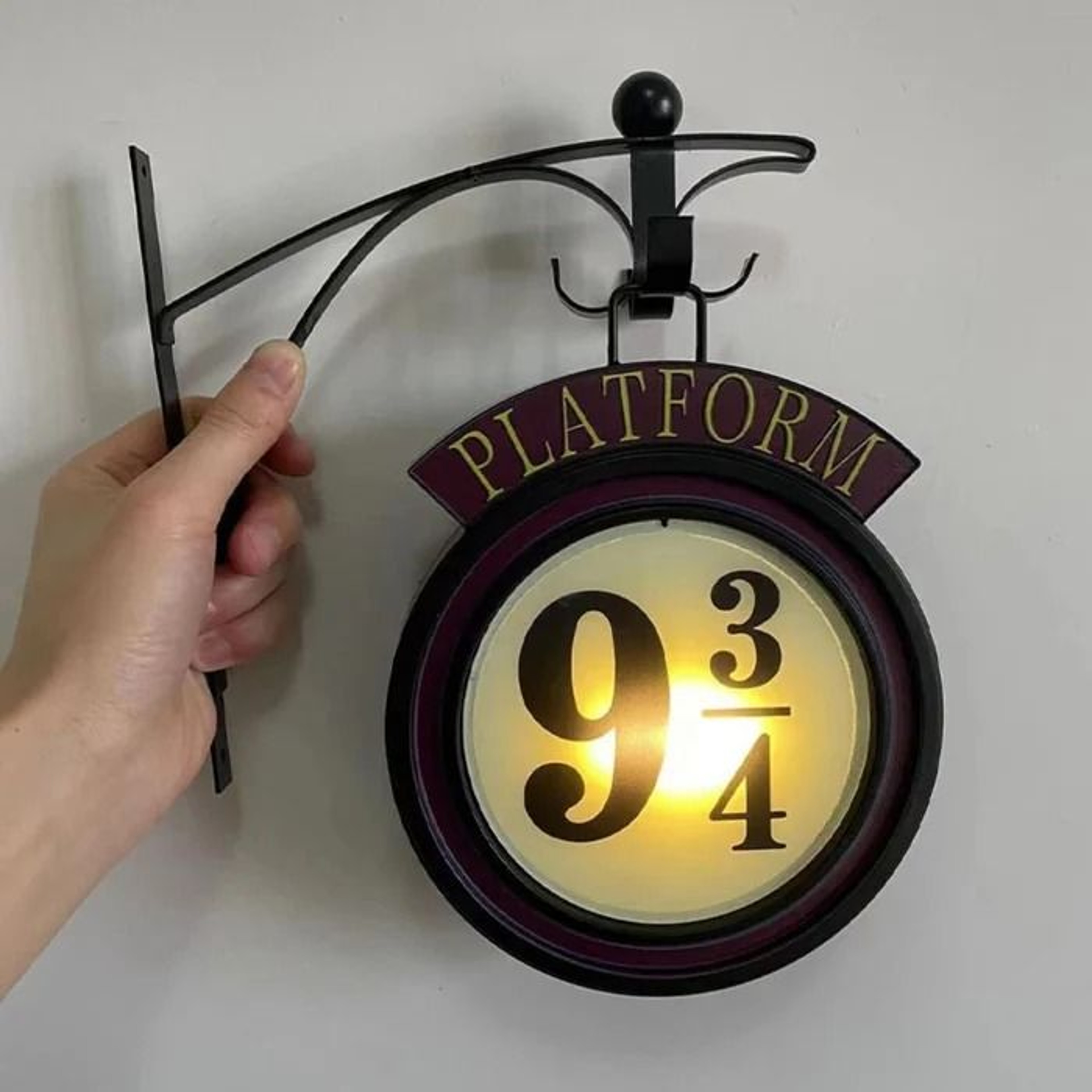 Harry Potter Platform LED Wall Hanging Night Light Vintage Magic Lamp 2