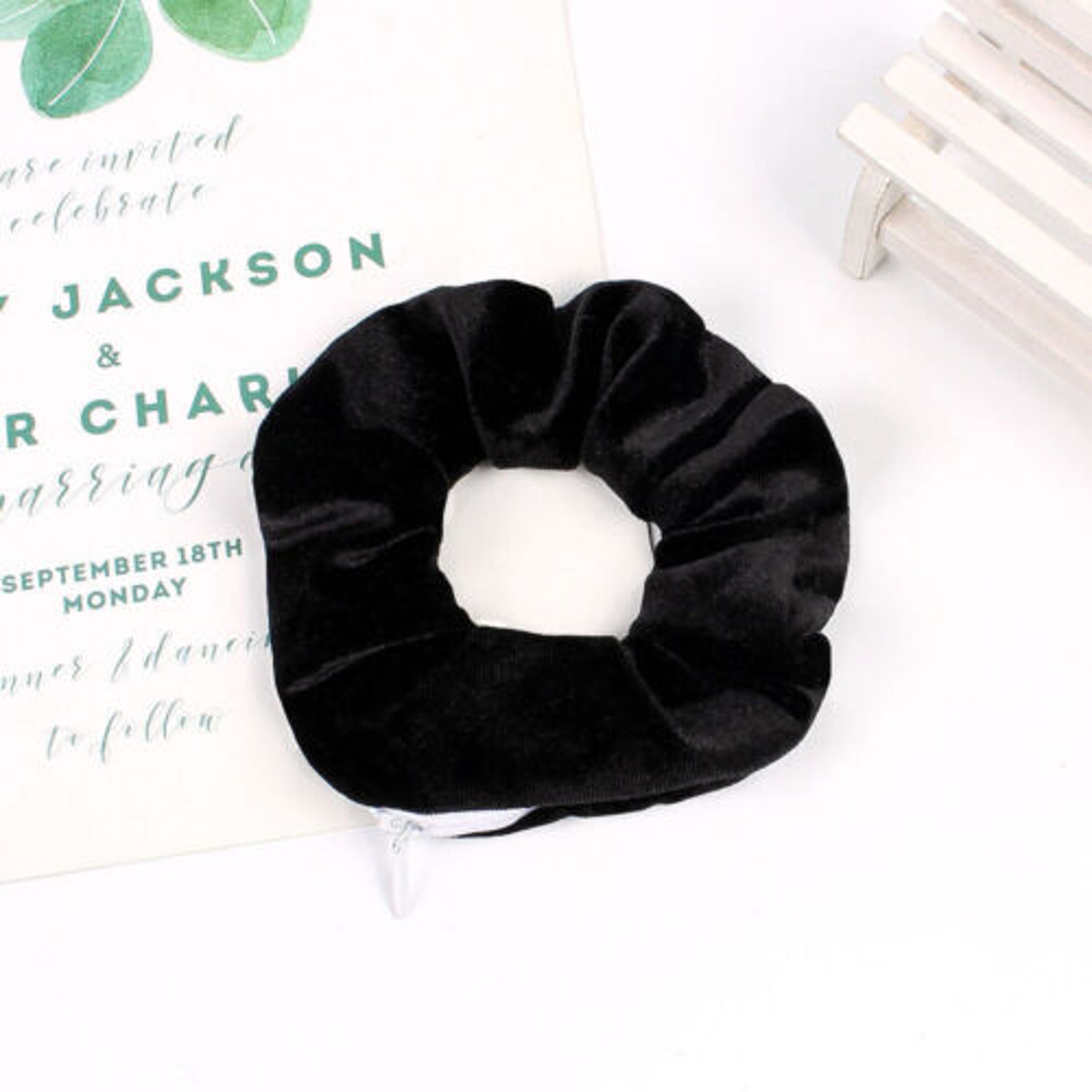 Hidden Pocket Scrunchie (16).jpg
