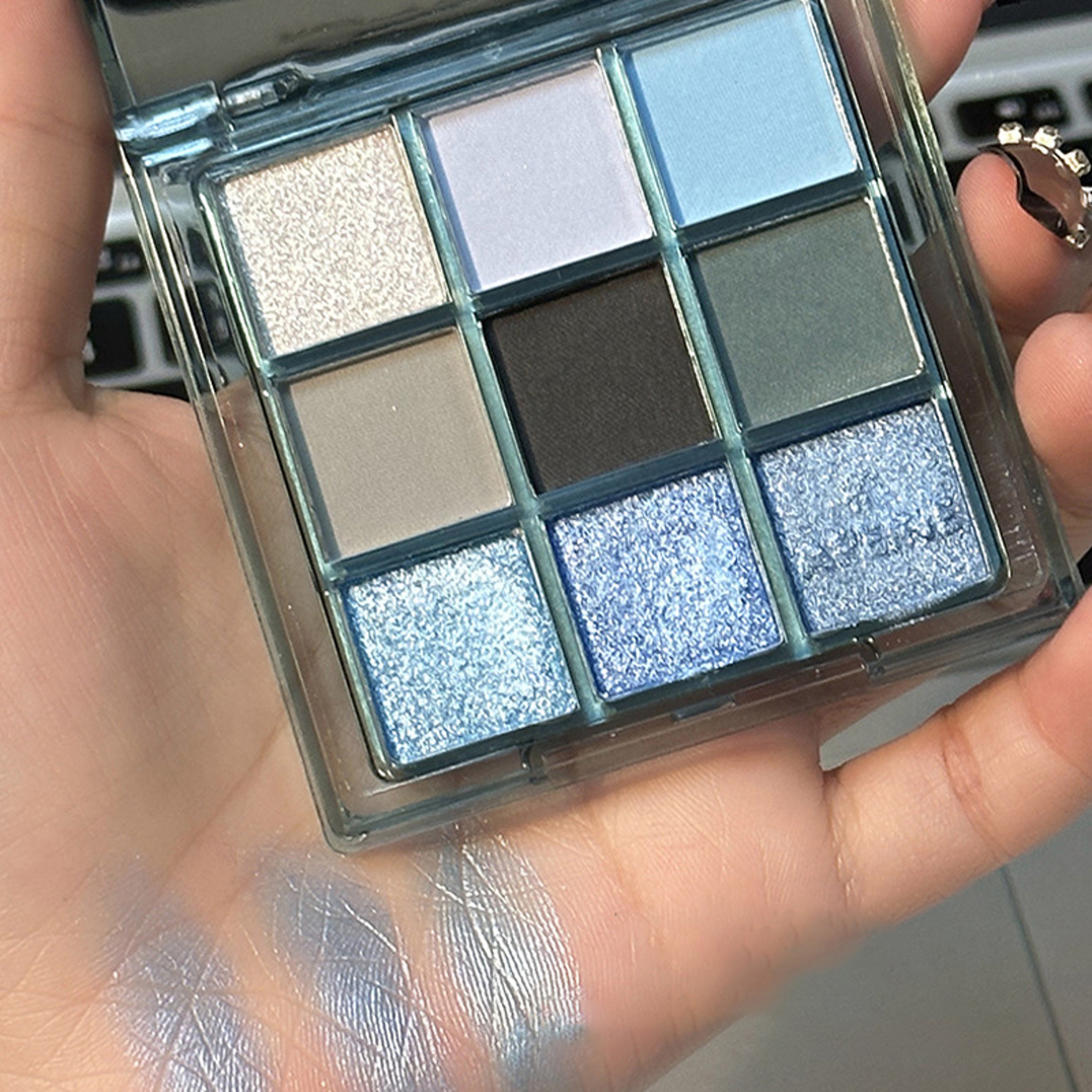 Dark Punk Smoked Eyeshadow Palette Blue Black Pearl Matte Makeup Palette Brightening Shimmer Eye Shadow for Smokey Glam – view 3