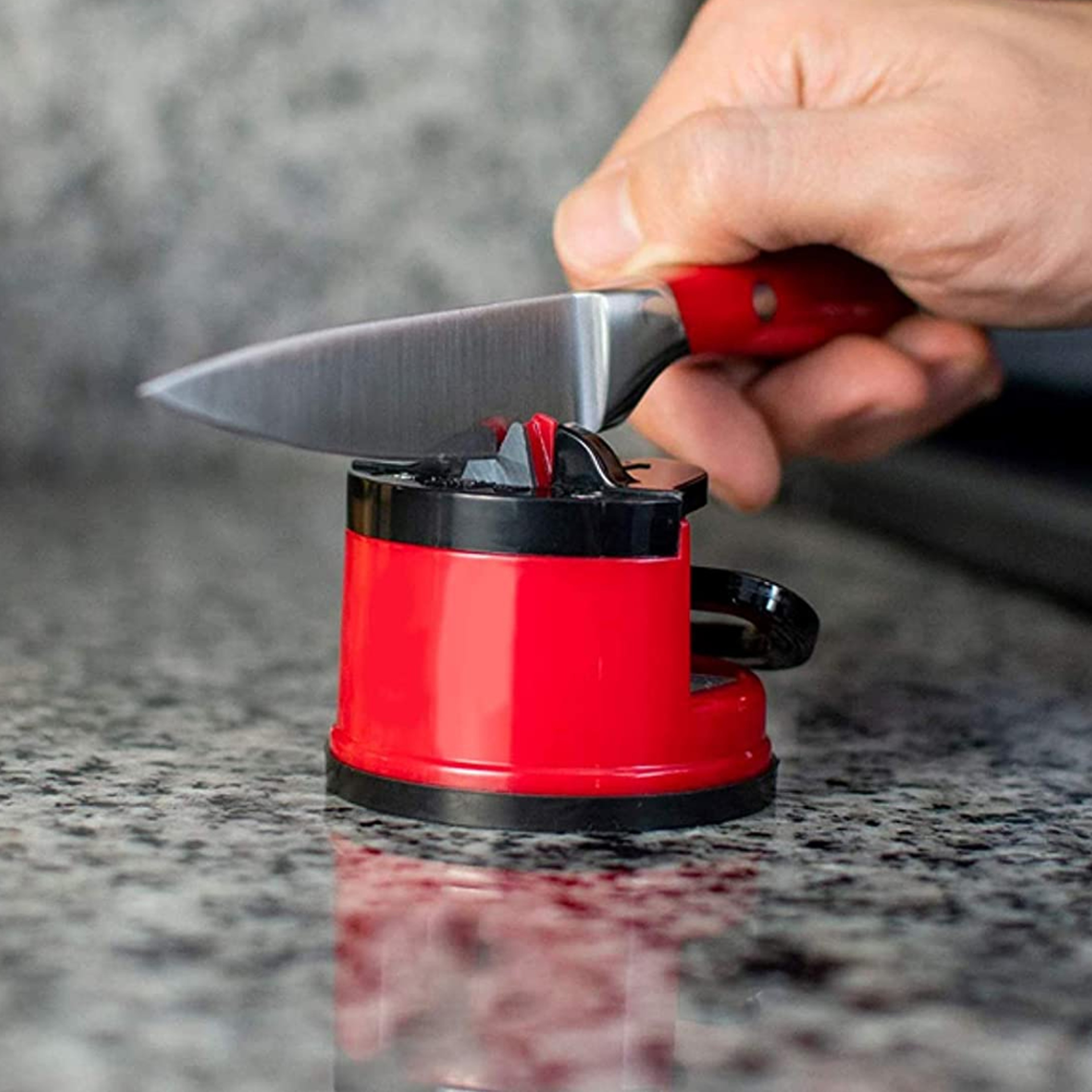 suctioncupwhetstoneknifesharpener1.png
