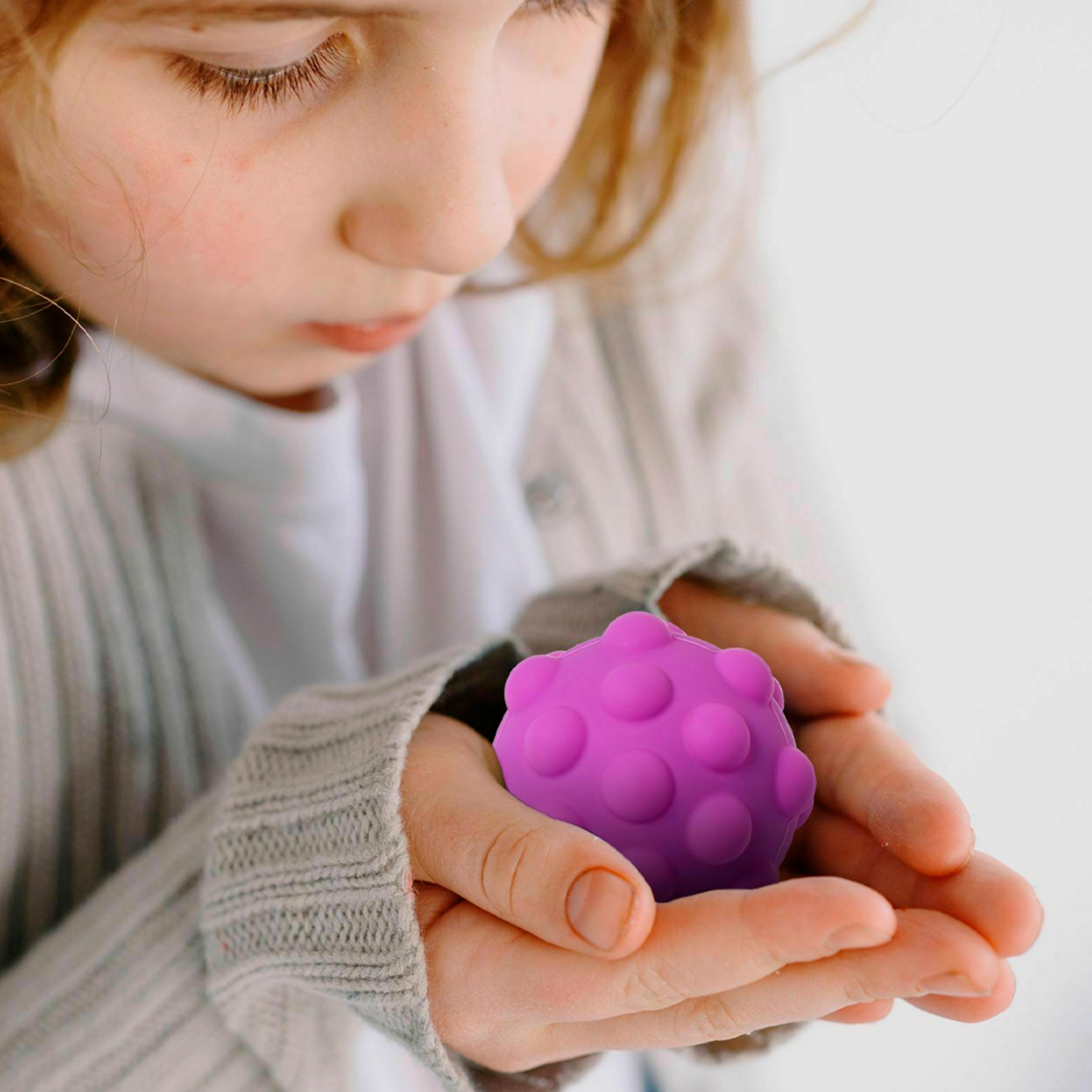 popstressballsfidgettoy3.png