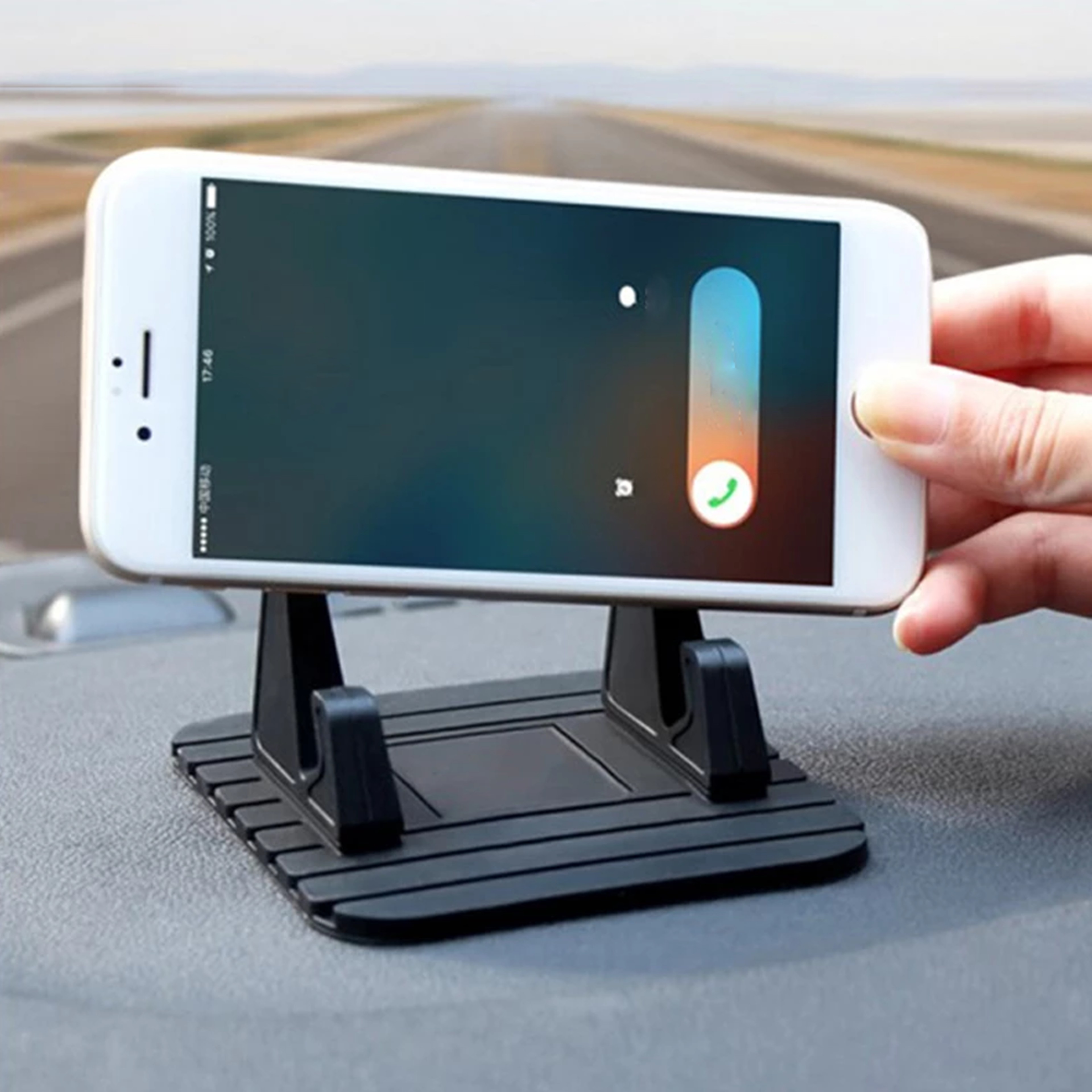 stablefolddashboardphoneholder2.png