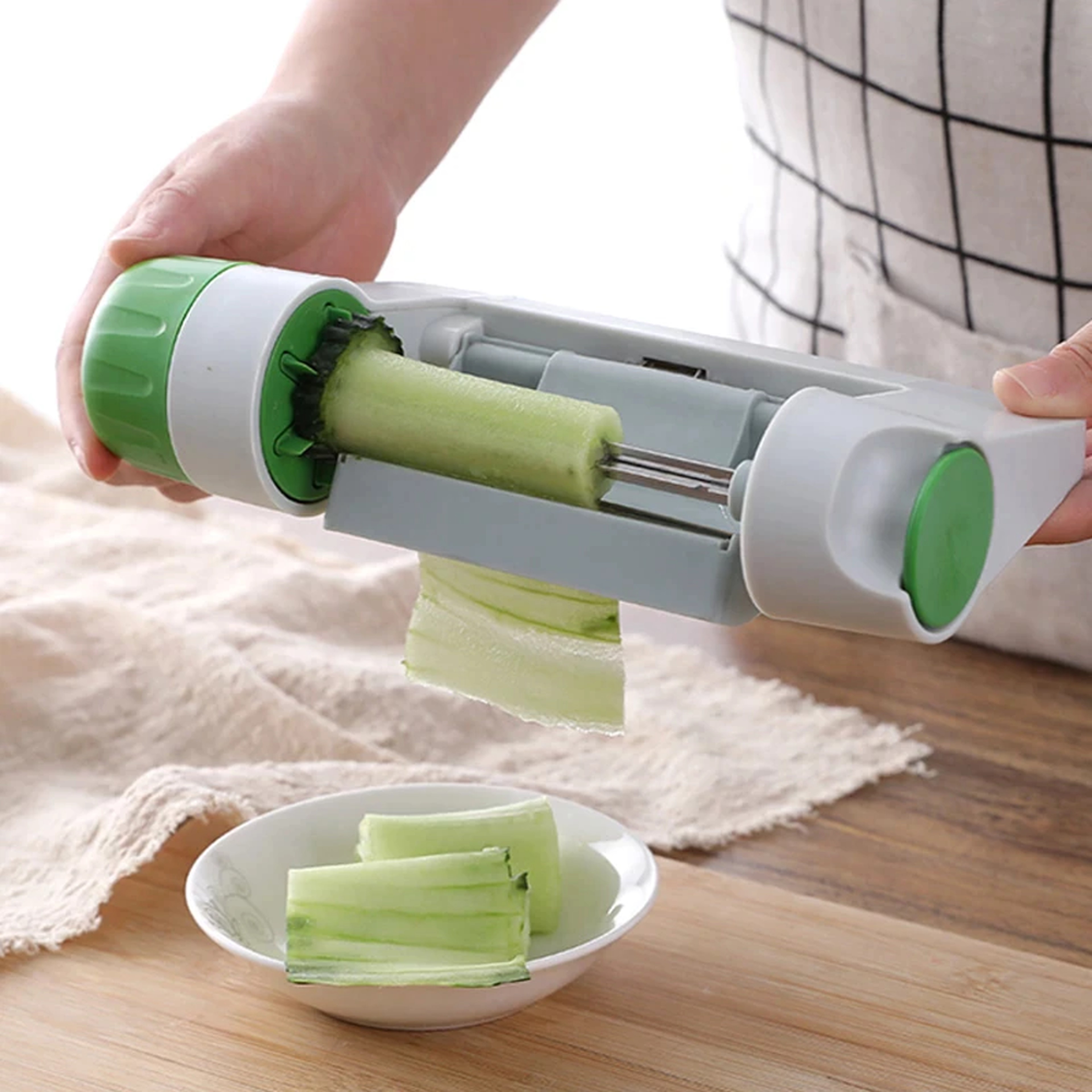 2in1veggieandfruitslicer1.png