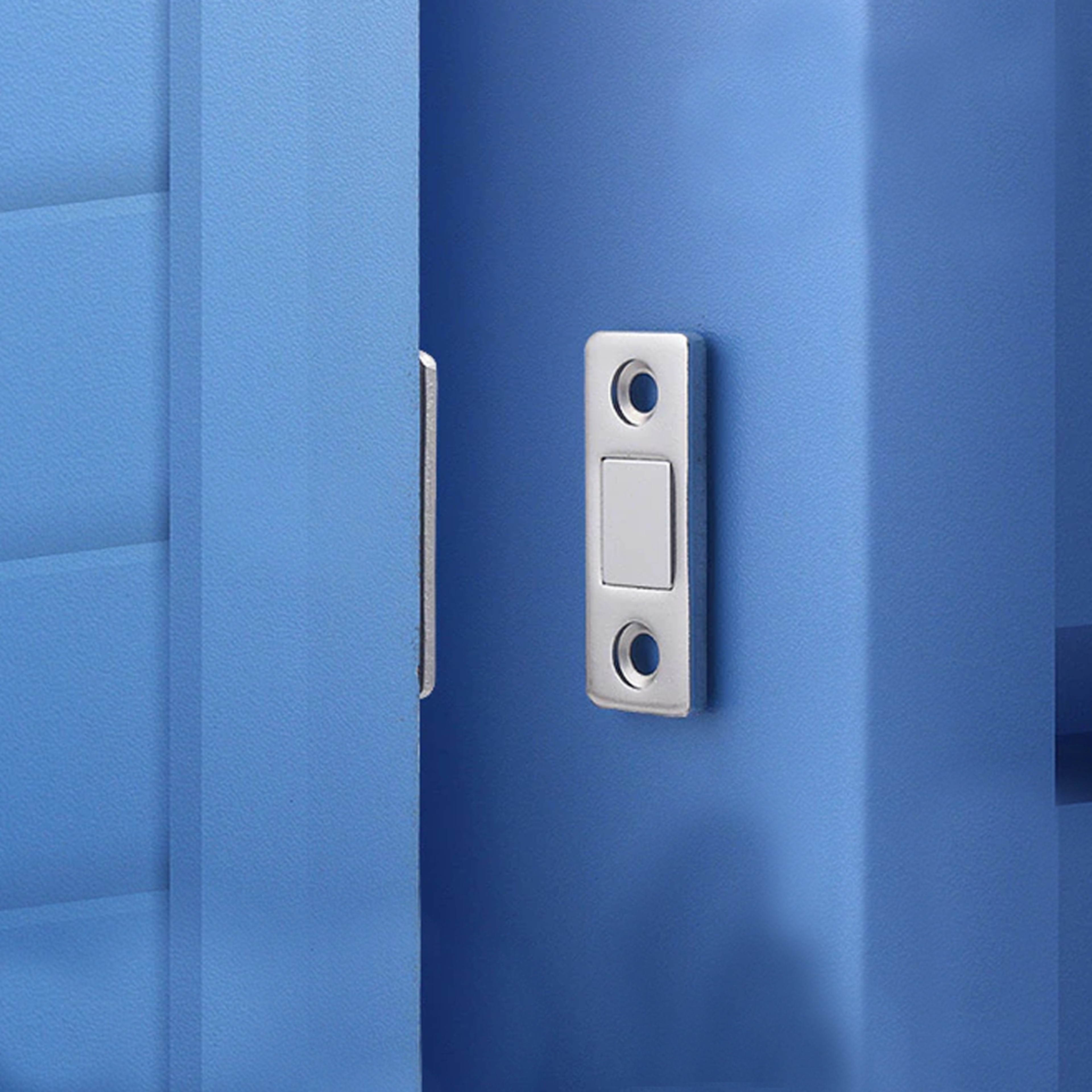 ultrathininvisiblemagneticdoorstoppers1.png